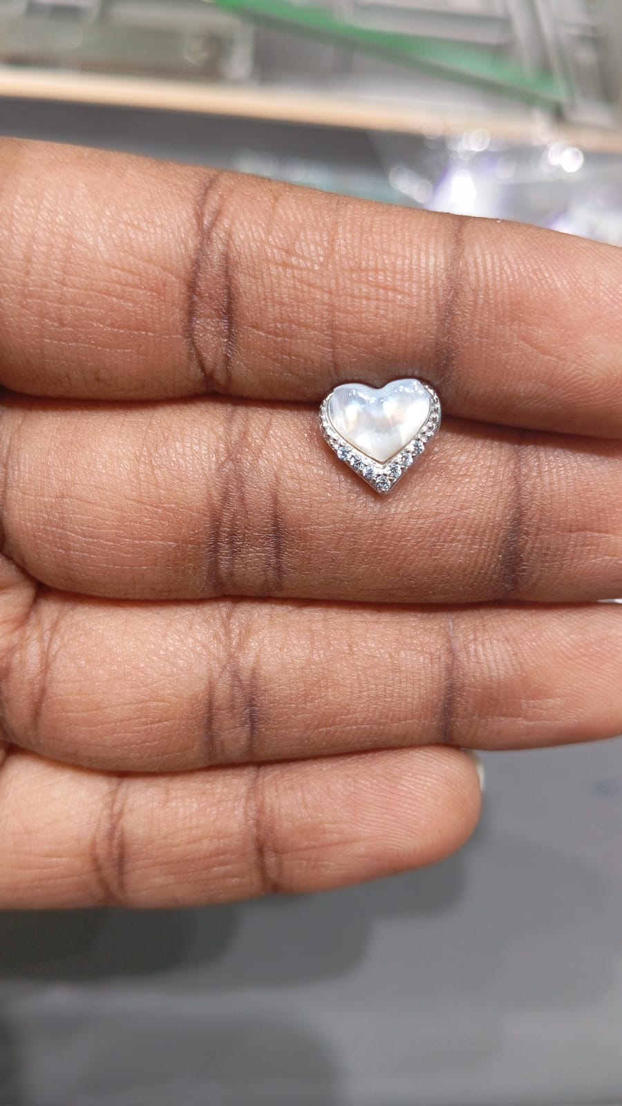 92.5 Sterling Silver Mother of Pearl Heart Stud Earrings