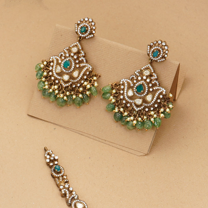 Ethnic green bead necklace with matching studs