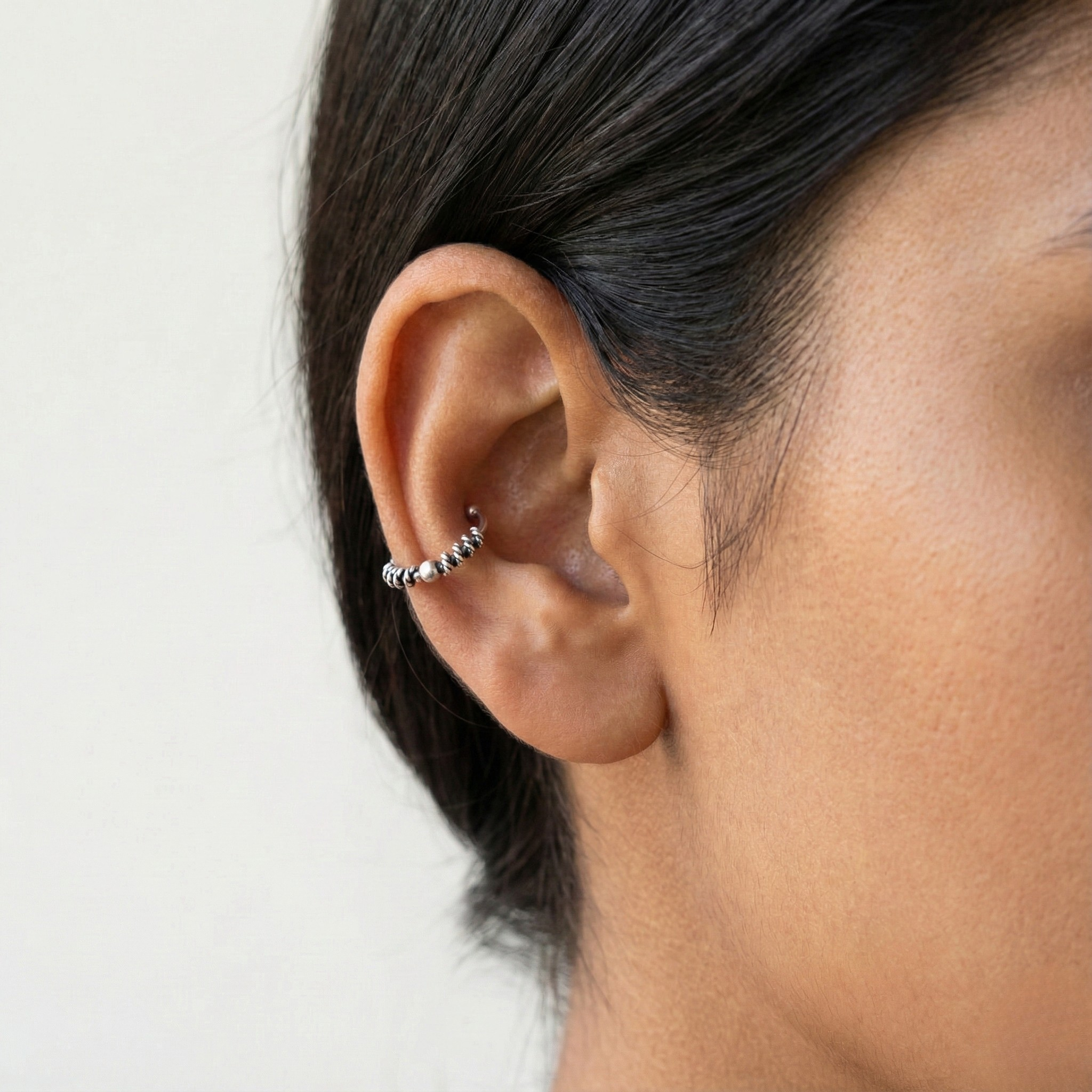Sterling Silver Antic Ring Type Side Stud