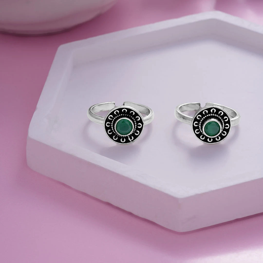 925 Silver Oxidized Green Toe Ring Ishna