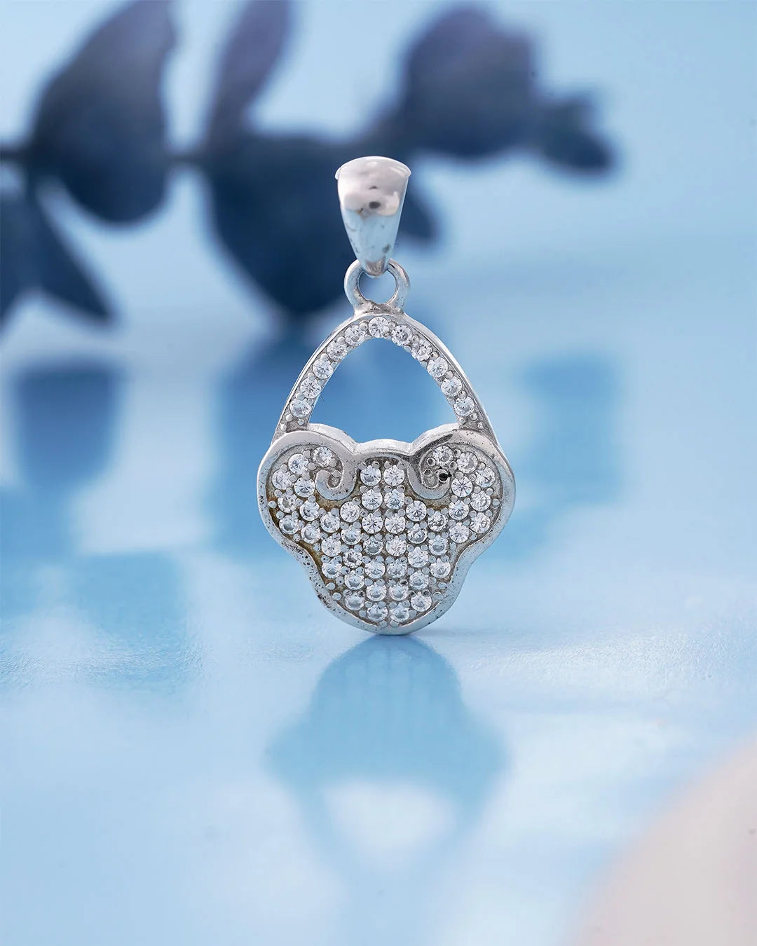 925 Silver Teardrop Pendant