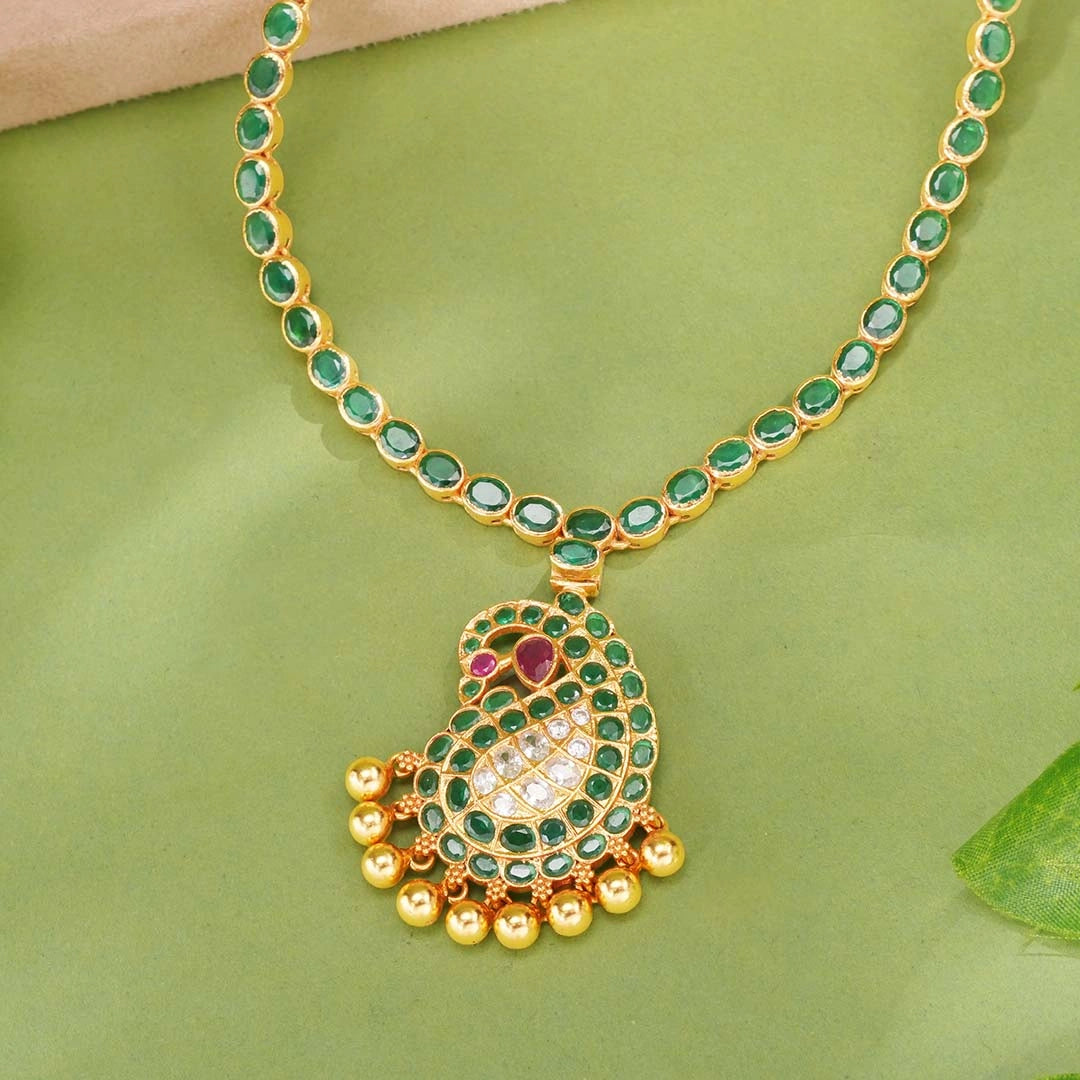 Antique Emerald Leaf Motif Necklace 