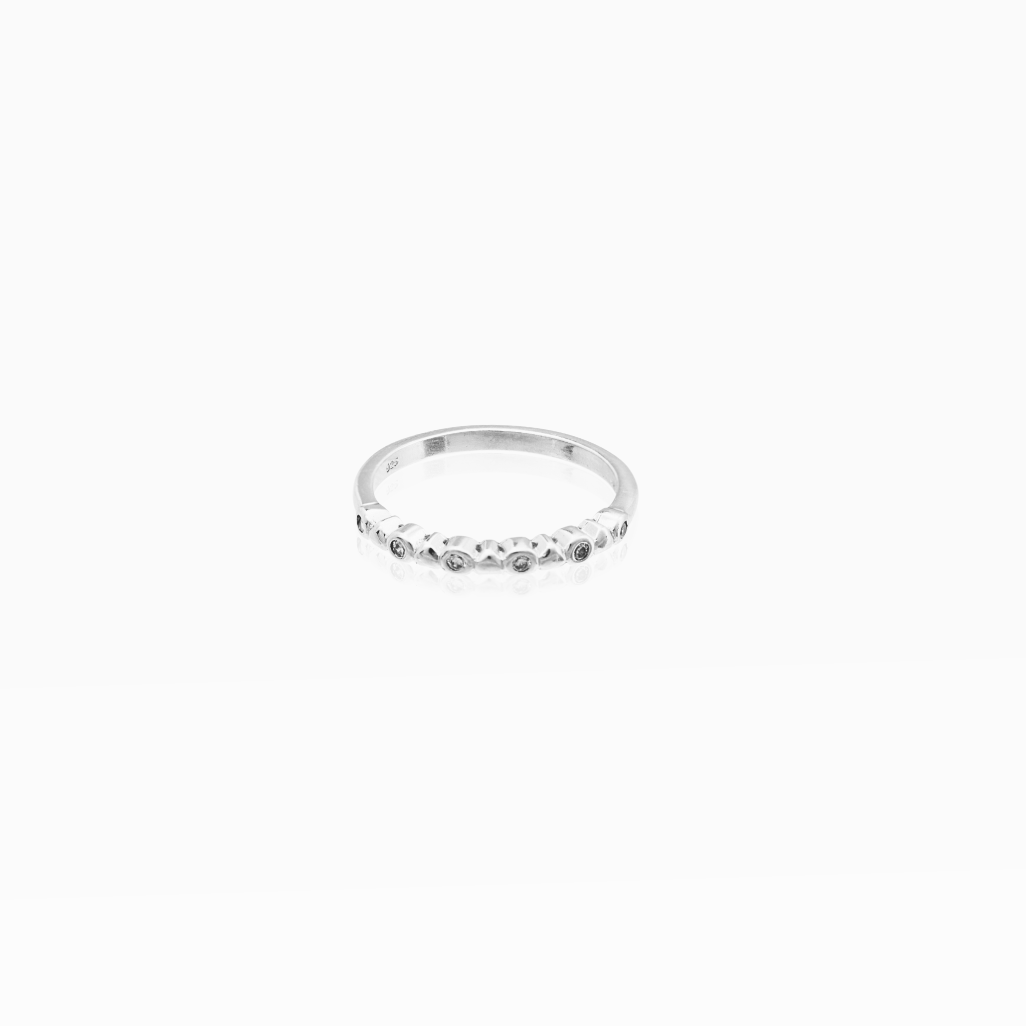 Beaded silver ring with stones