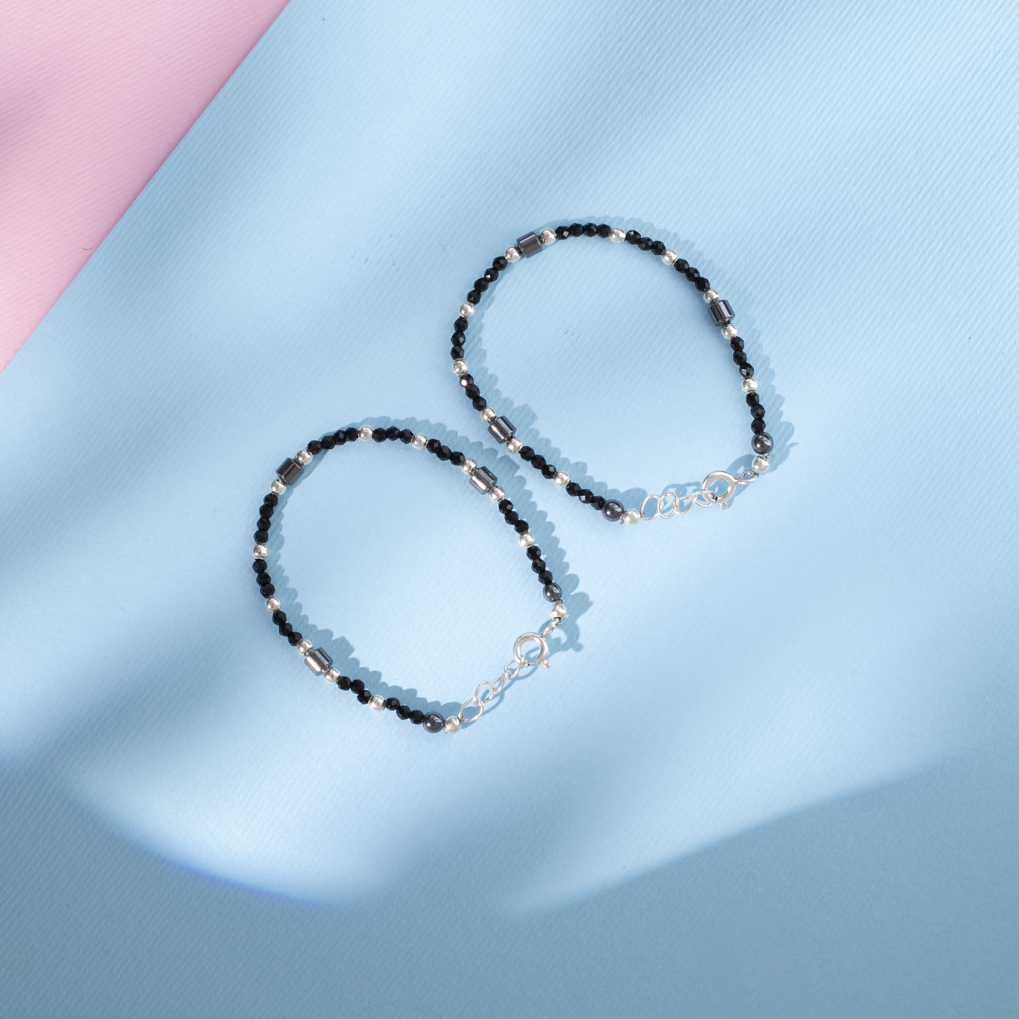 Black faceted bead silver anklet