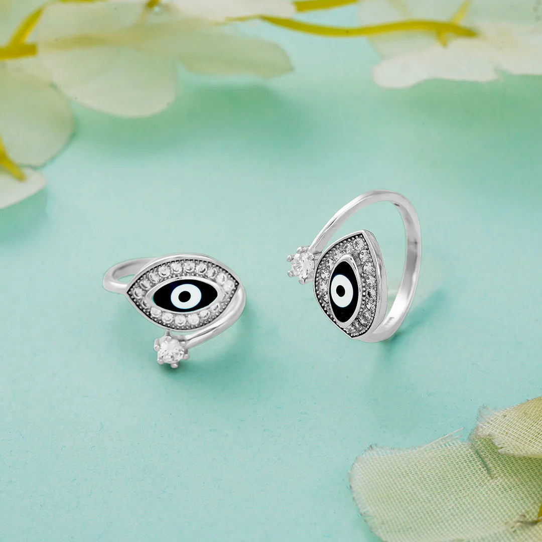 Blue evil eye toe ring in silver 