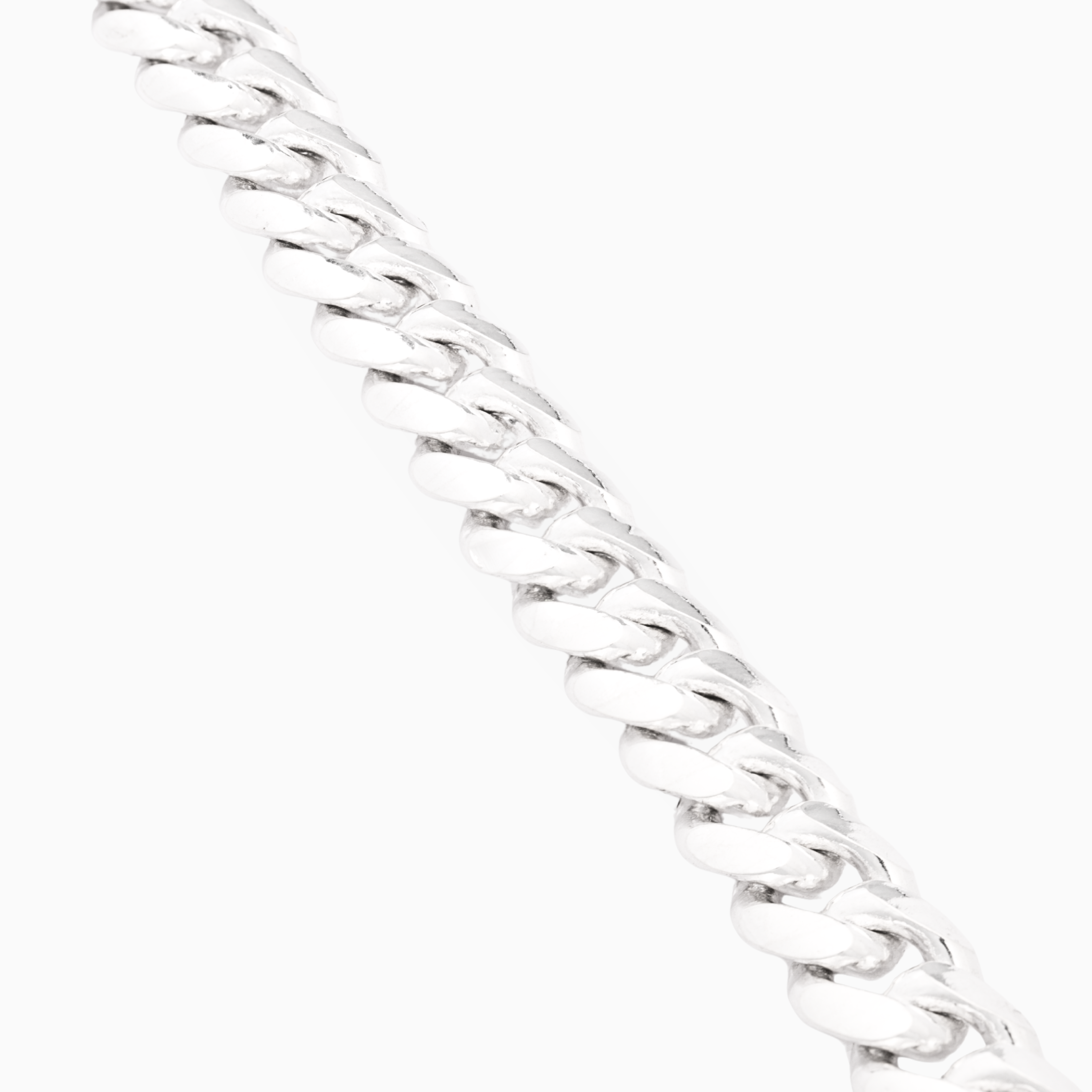 Bold silver curb link bracelet design