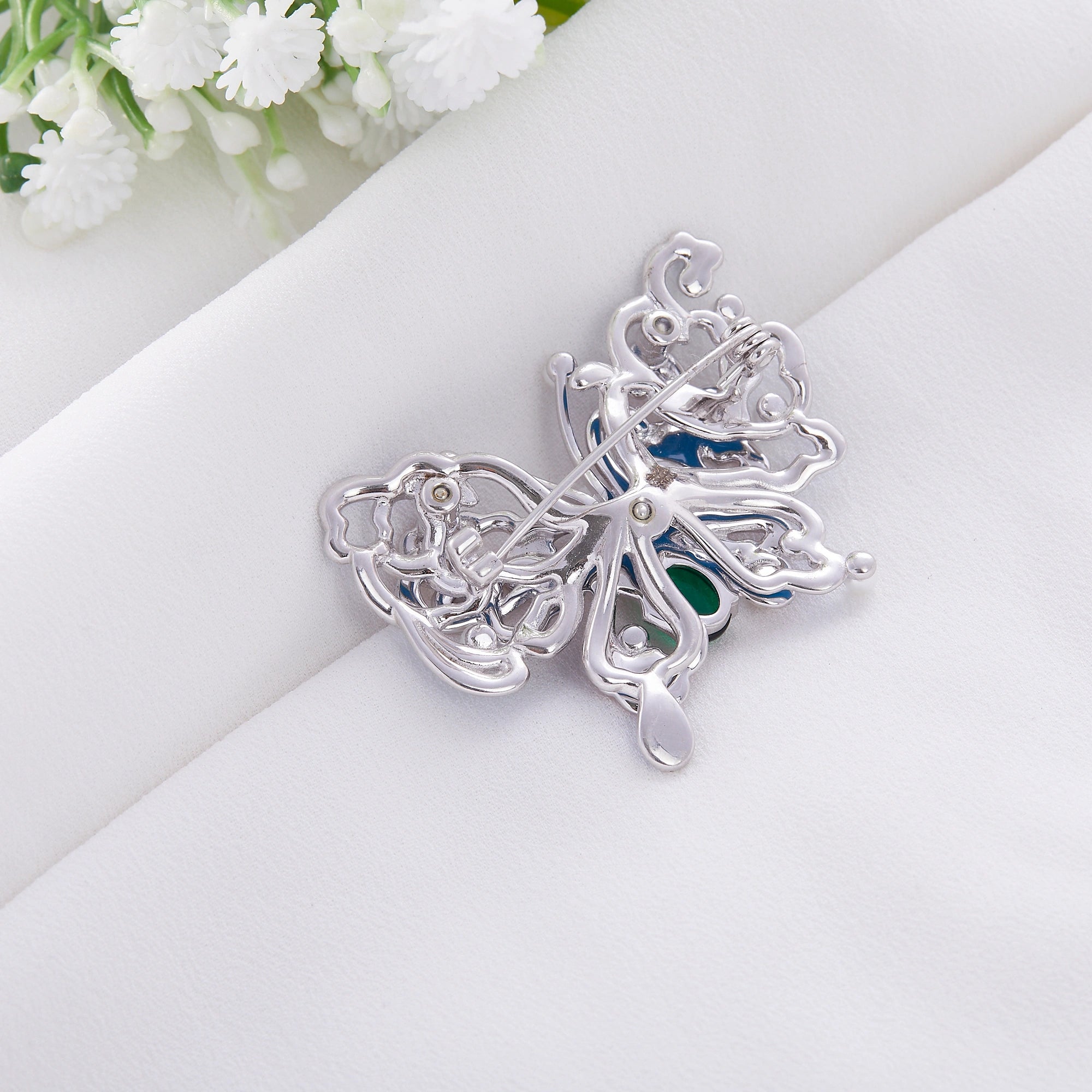 Butterfly Pearl Brooch Ishna