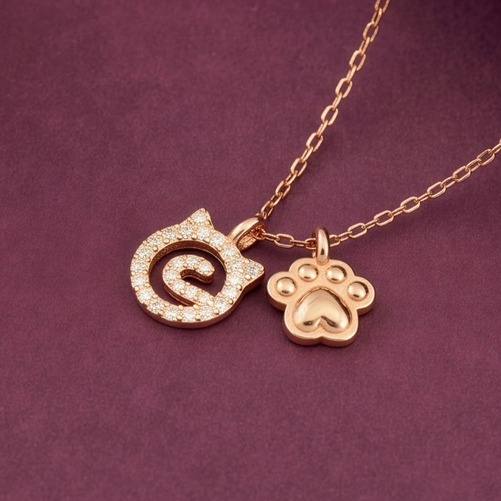 Cat Paw Motif Pendant Chain Ishna