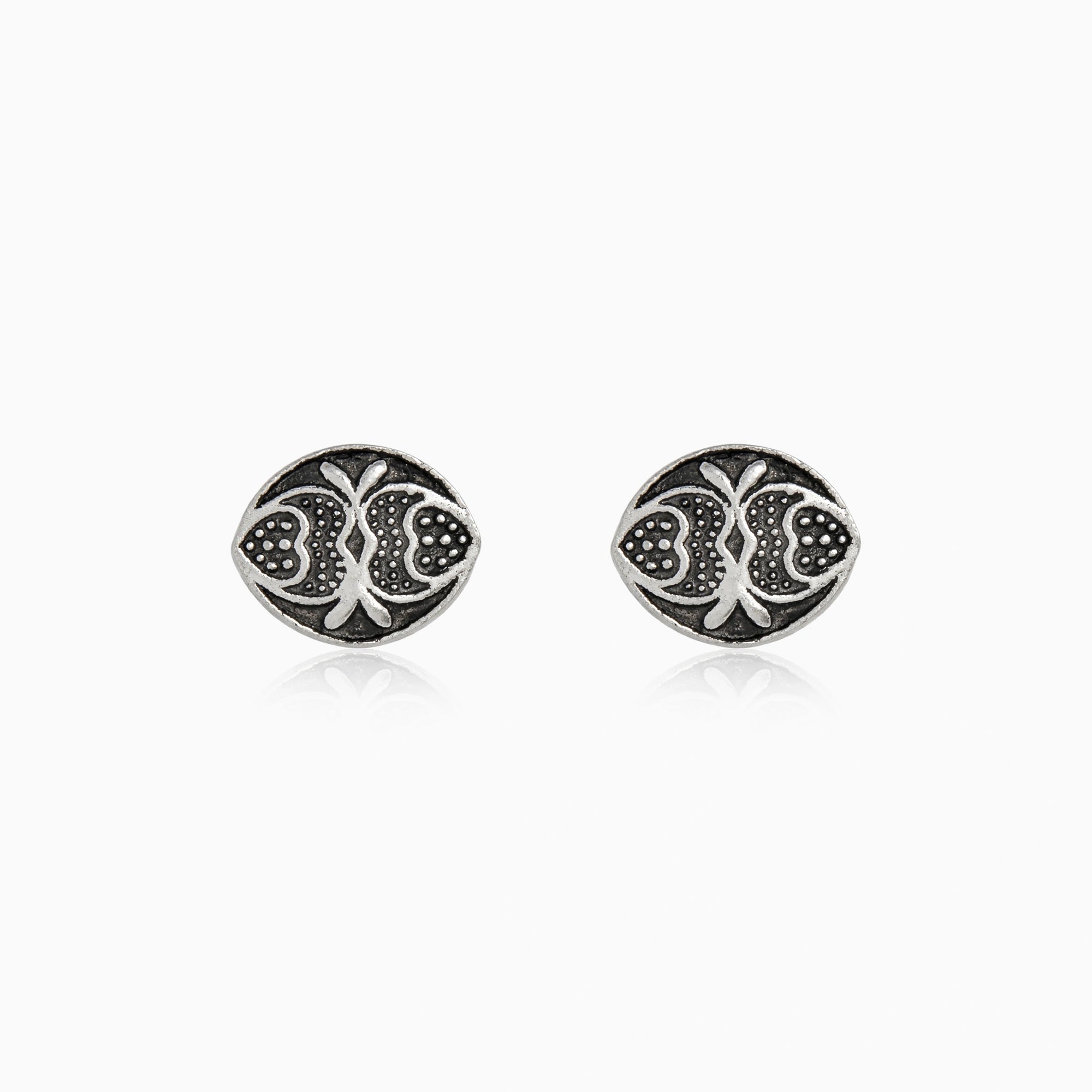 Classic Oval Side Stud Earrings Ishna
