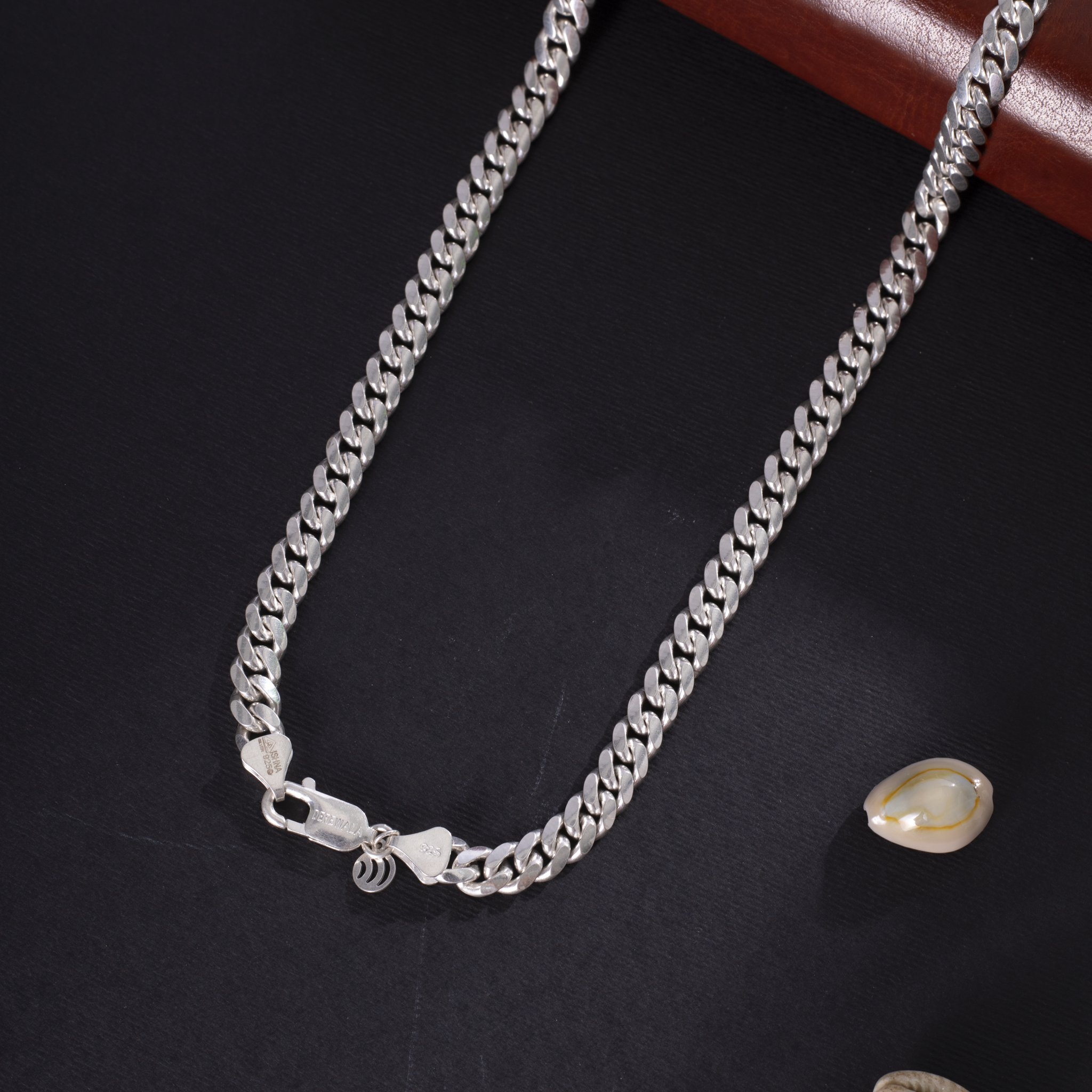 Classic flat curb silver chain