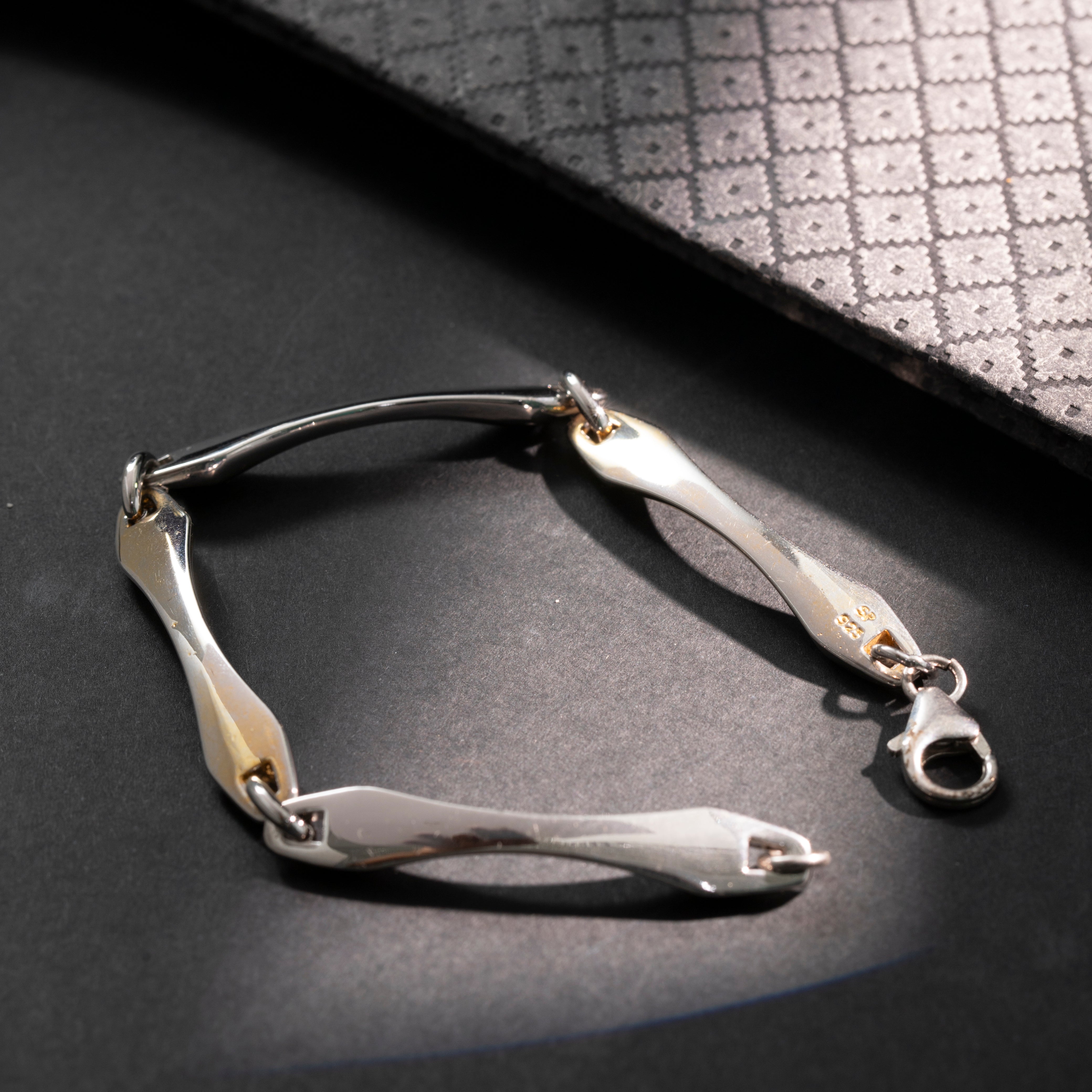 Contemporary sterling silver bracelet for men
