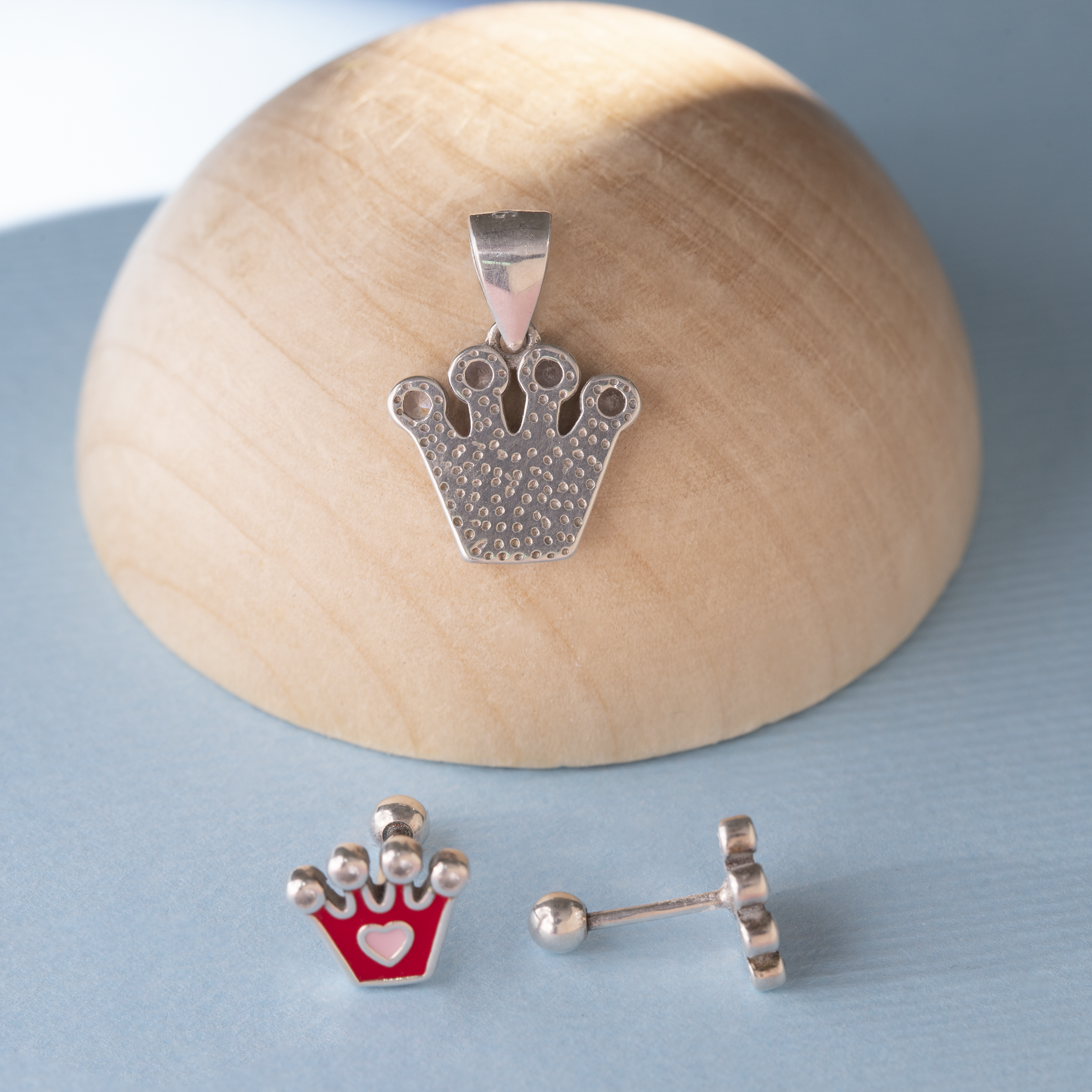 Crown silver stud earrings for kids