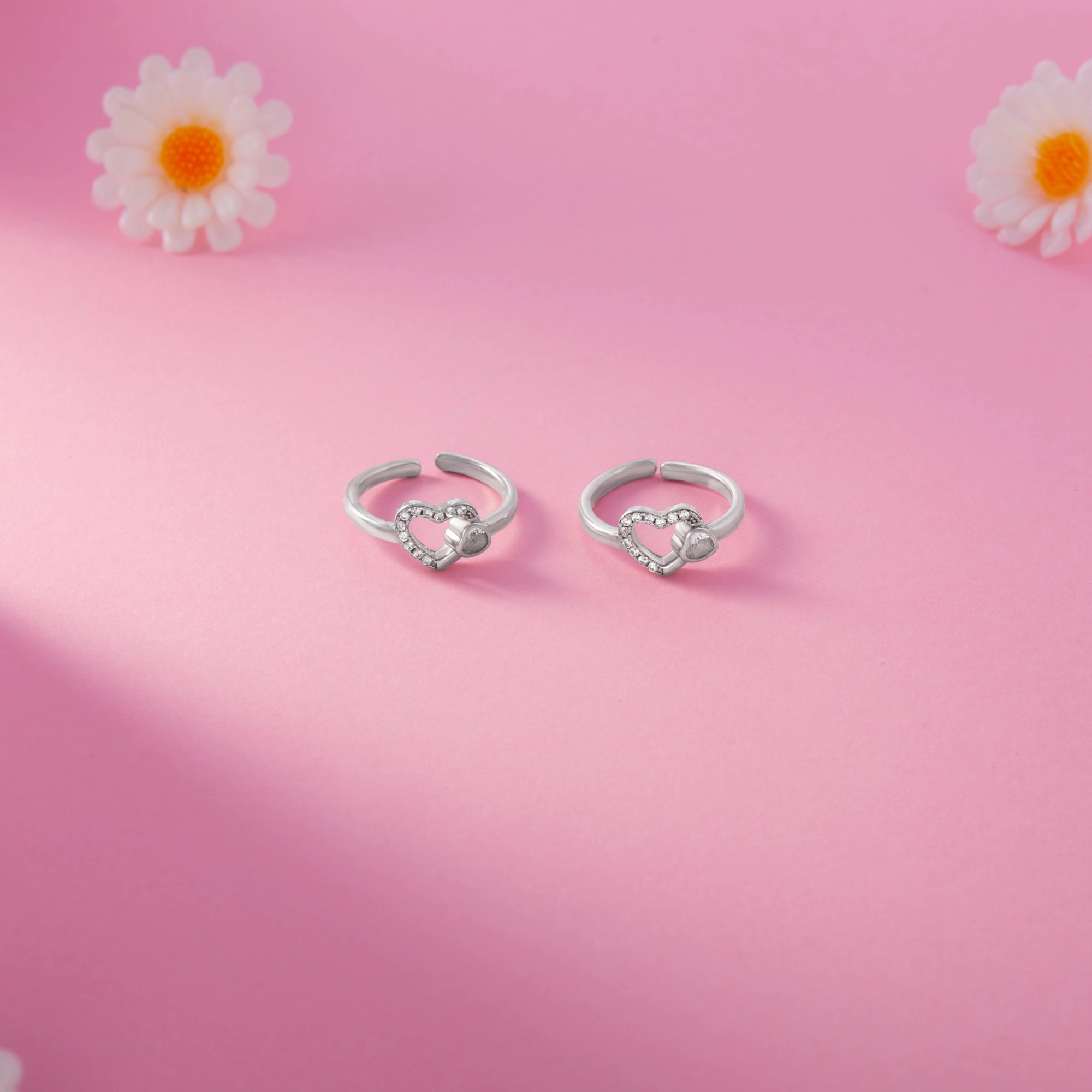 Double Heart Motif Toe Ring Ishna