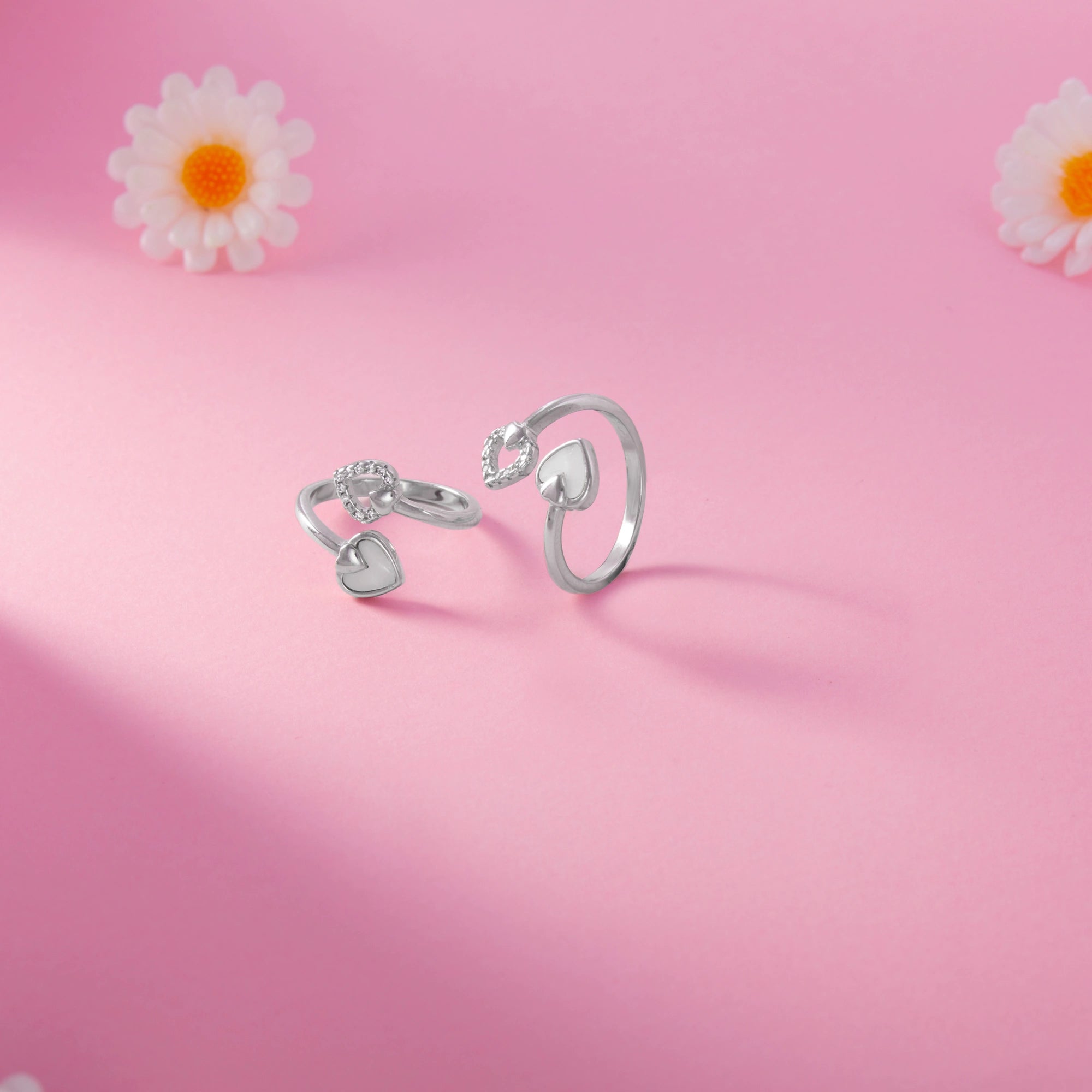 Dual Heart Toe Ring Ishna
