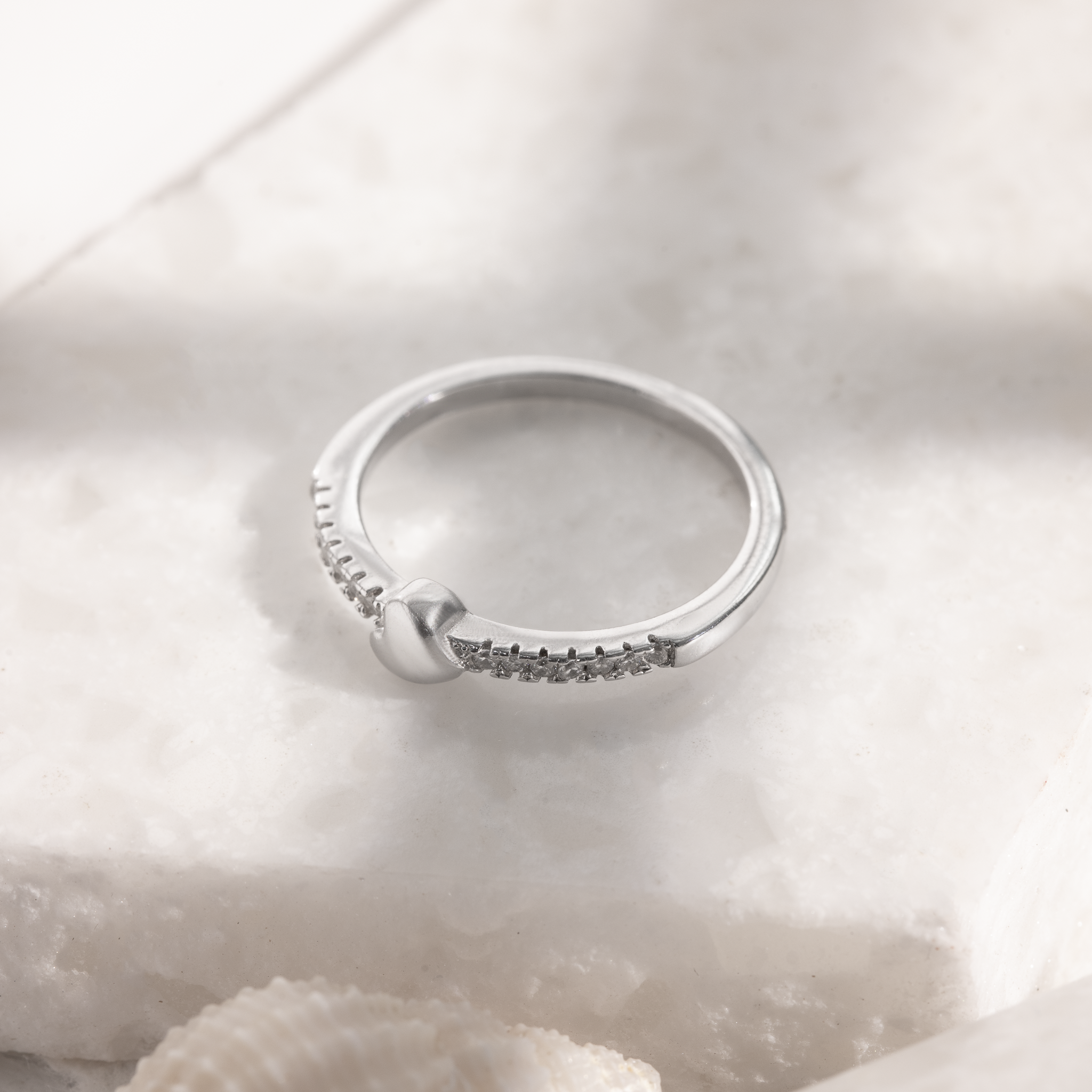 Elegant sterling silver heart ring gift