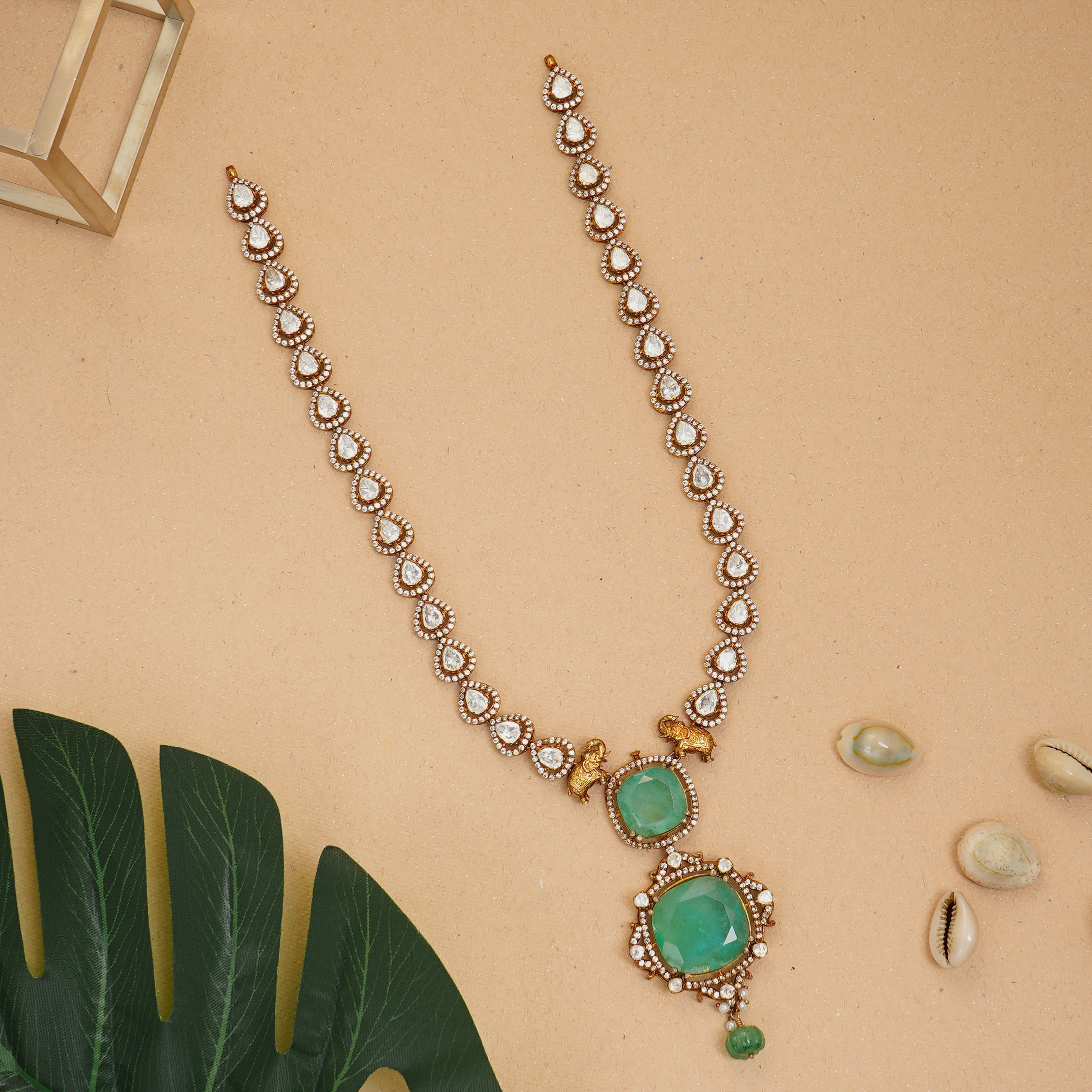 Elephant design emerald moissanite haram