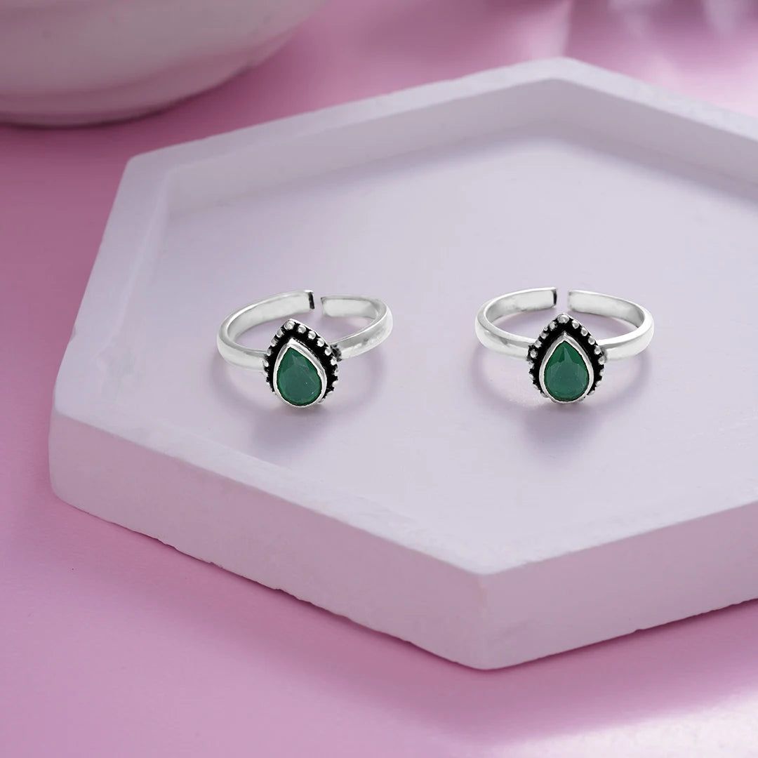 Emerald Pear Drop silver Toe Ring Ishna