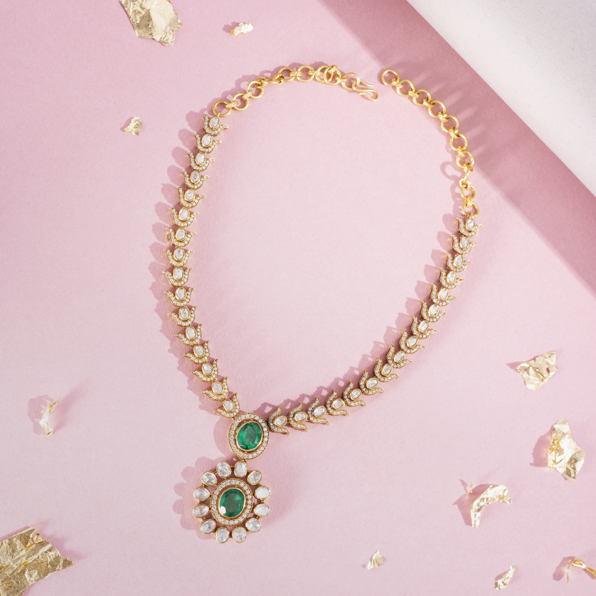 Emerald green oval pendant necklace