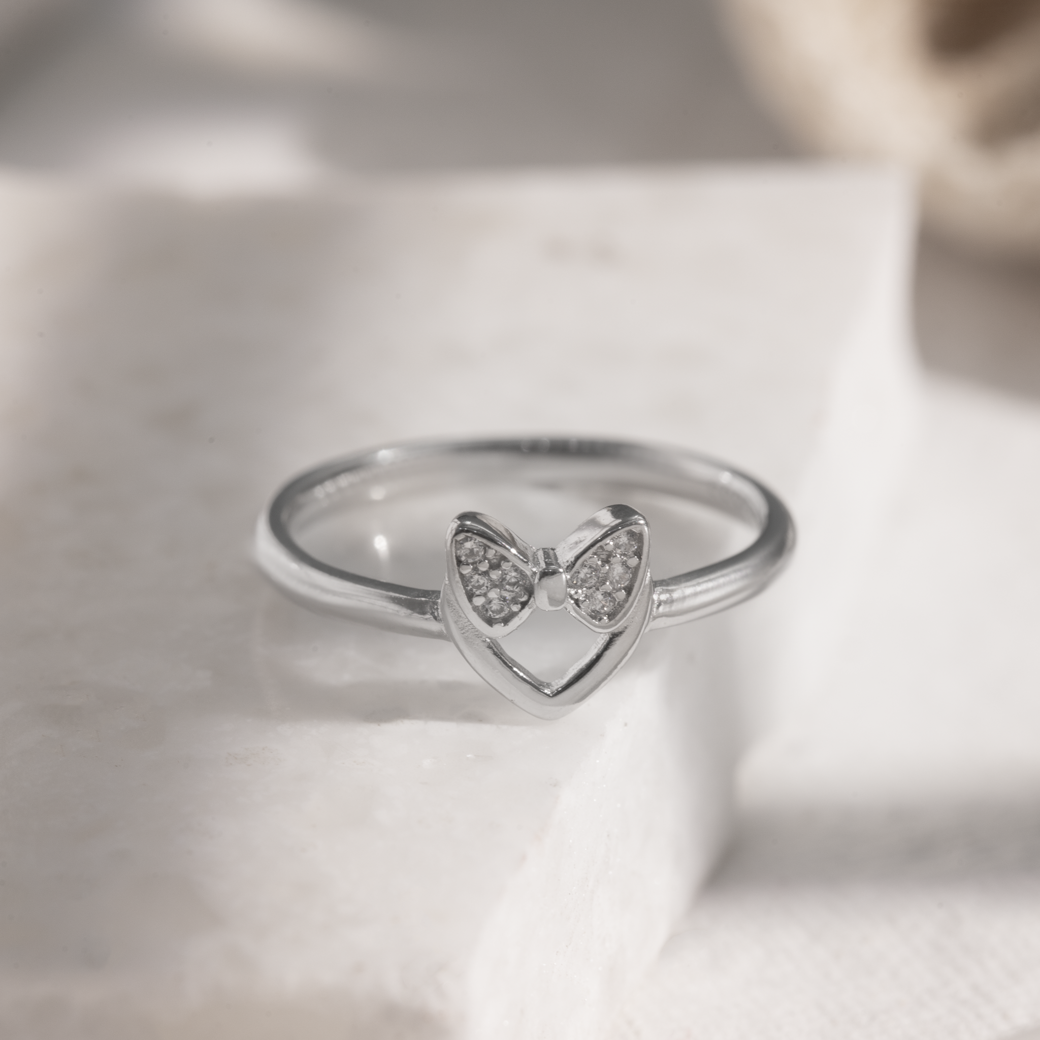 Everyday wear silver heart ring with stones