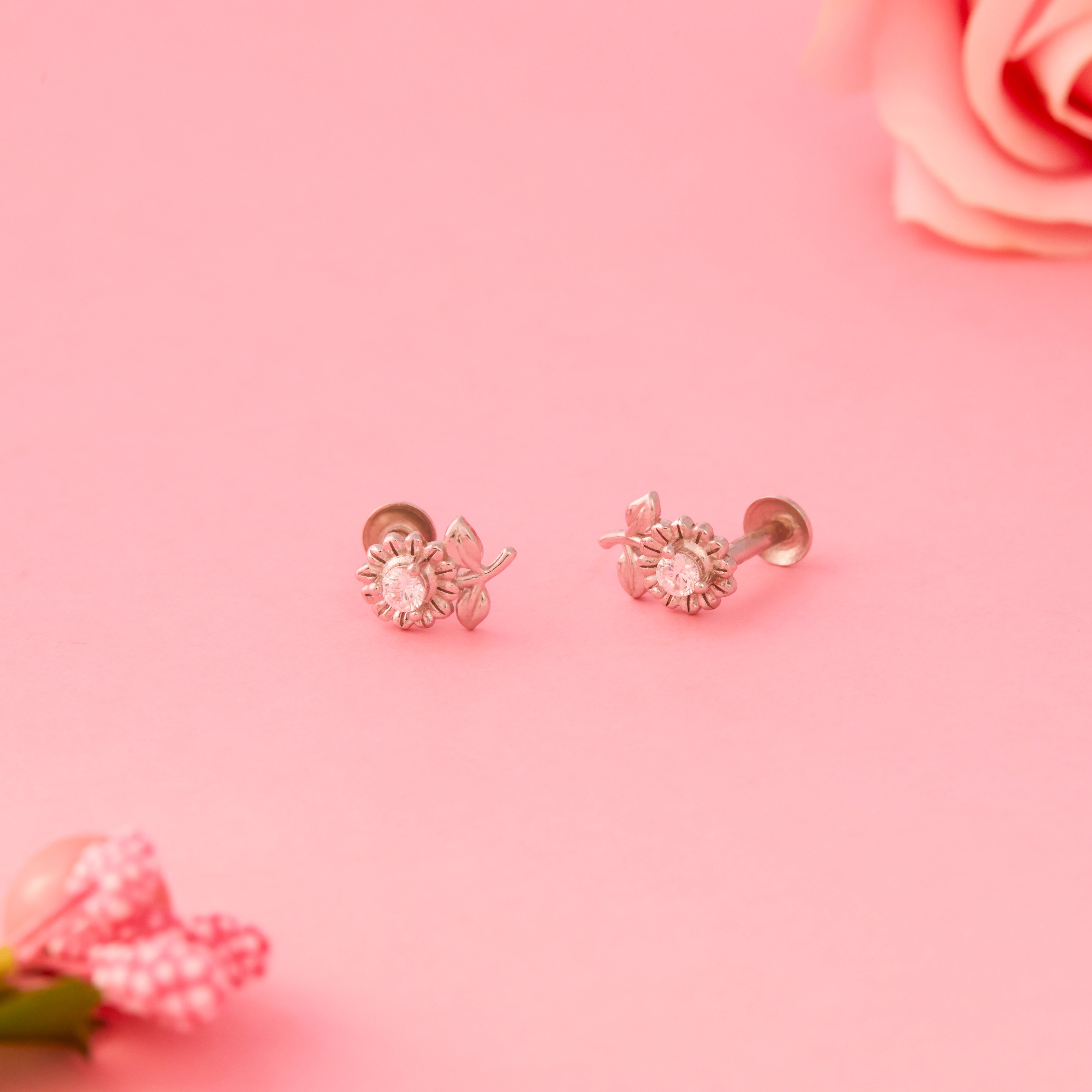 Flower Motif Stud Ishna