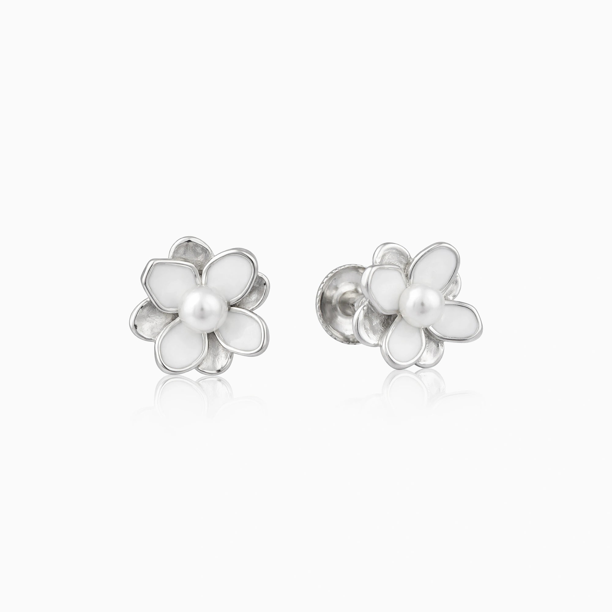Flower Pearl Motif Stud Earrings Ishna