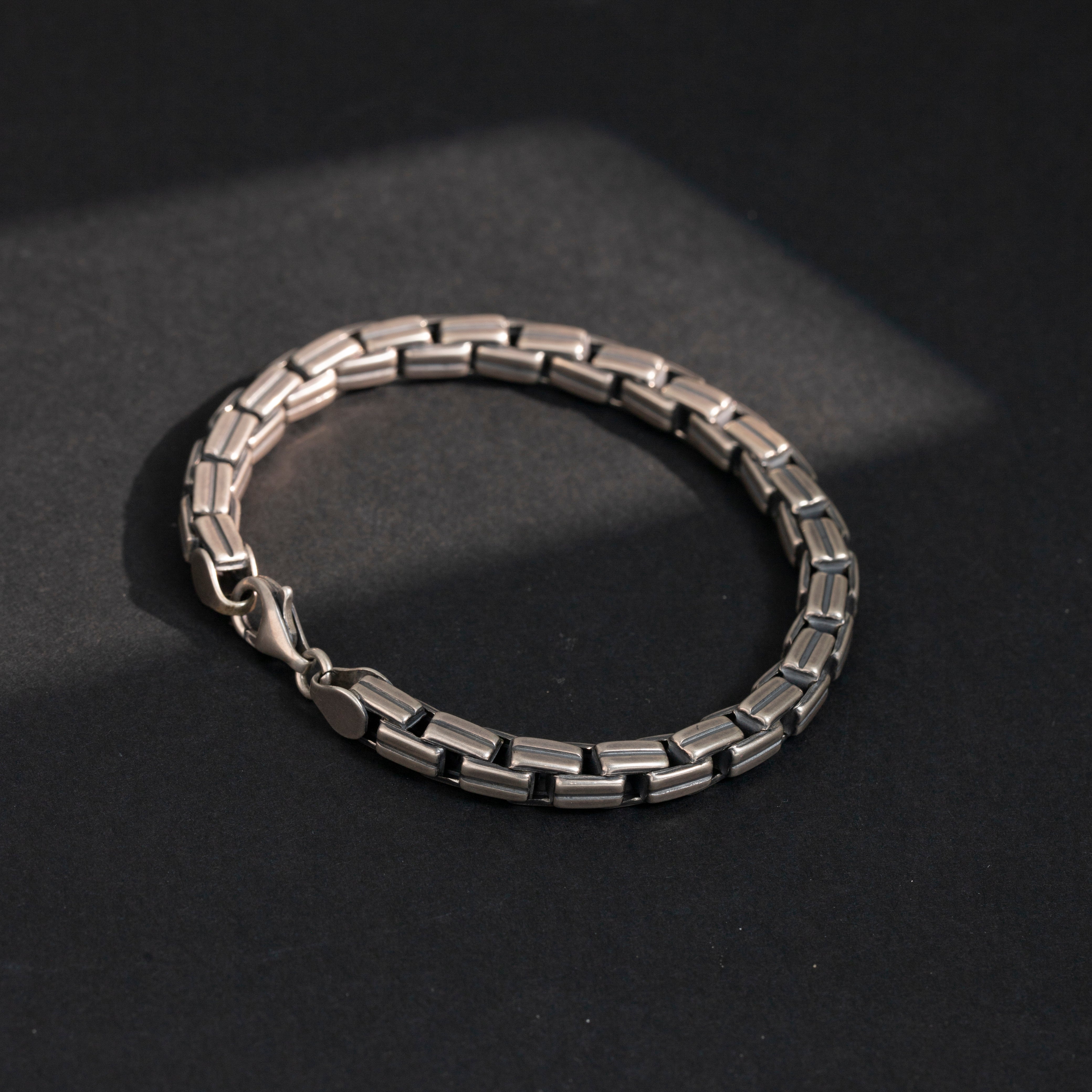 Geometric silver link bracelet polished finish