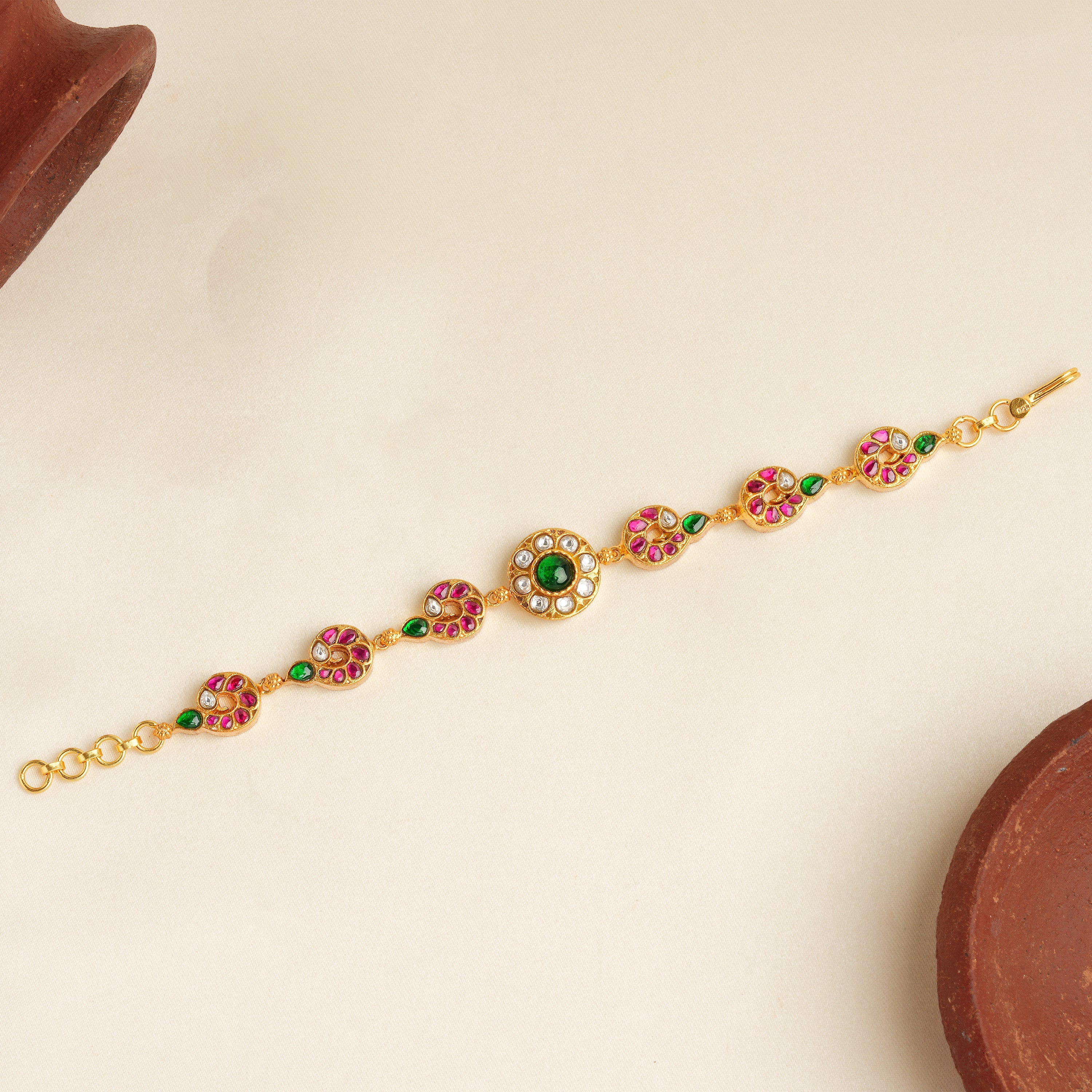 Gold-plated circular kundan bracelet