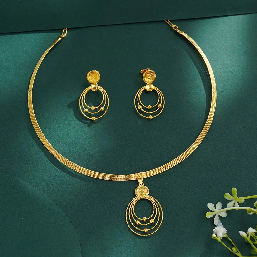Gold loop string necklace set