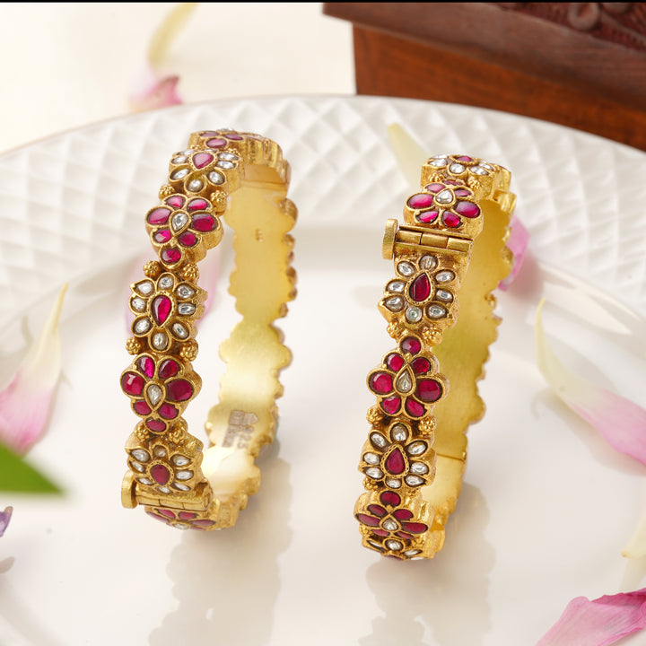 Gold plated Kundan stone floral design bridal bangles