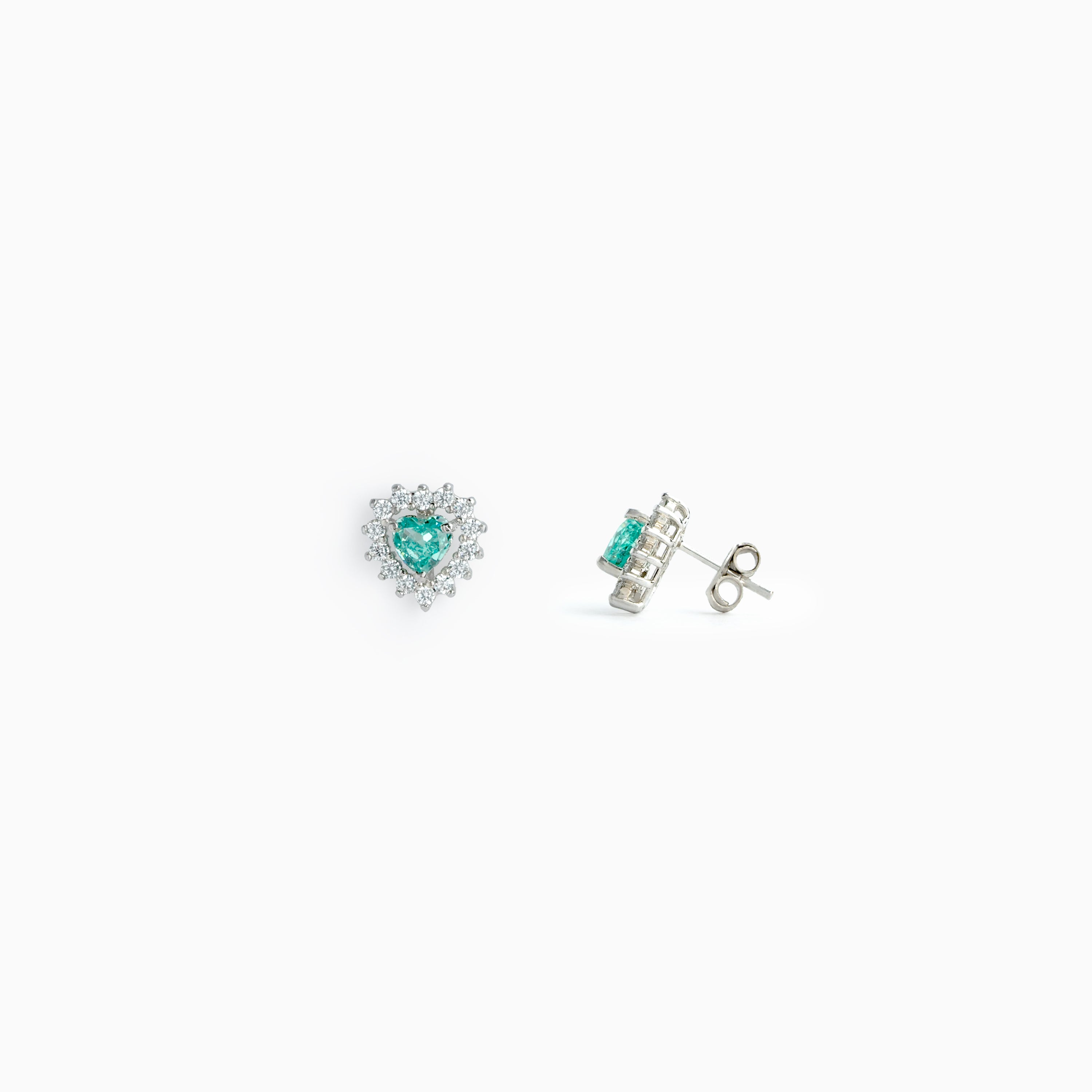 Heart-shaped aquamarine with halo CZ cluster