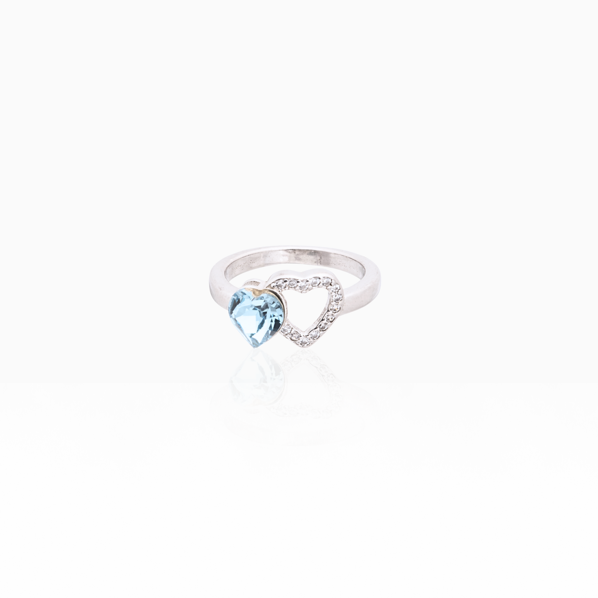 Heart silver ring with blue stone