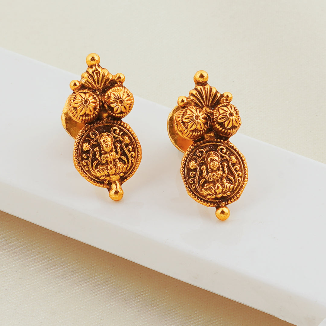 Lakshmi coin matching stud