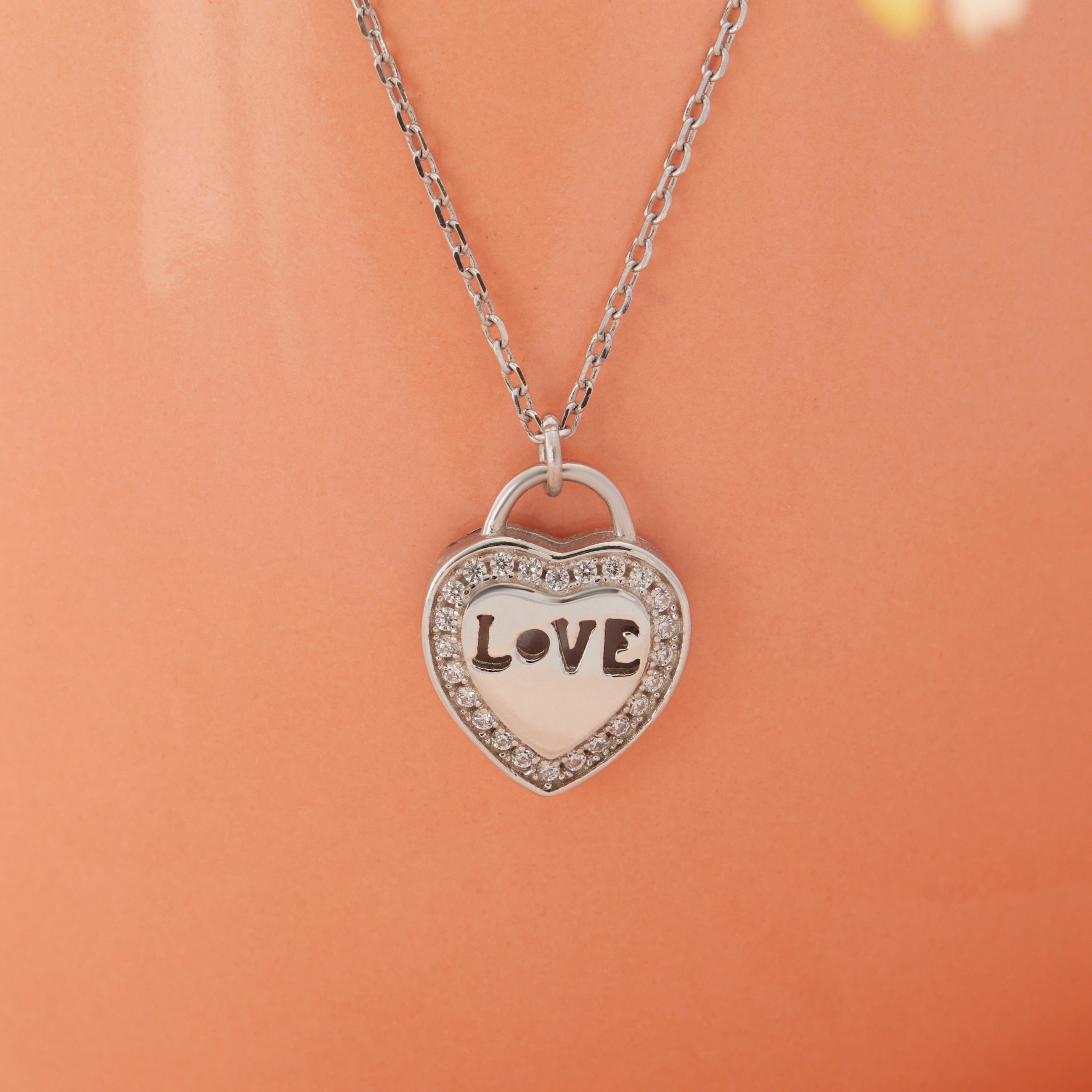 Love Heart Motif Halo Chain Ishna