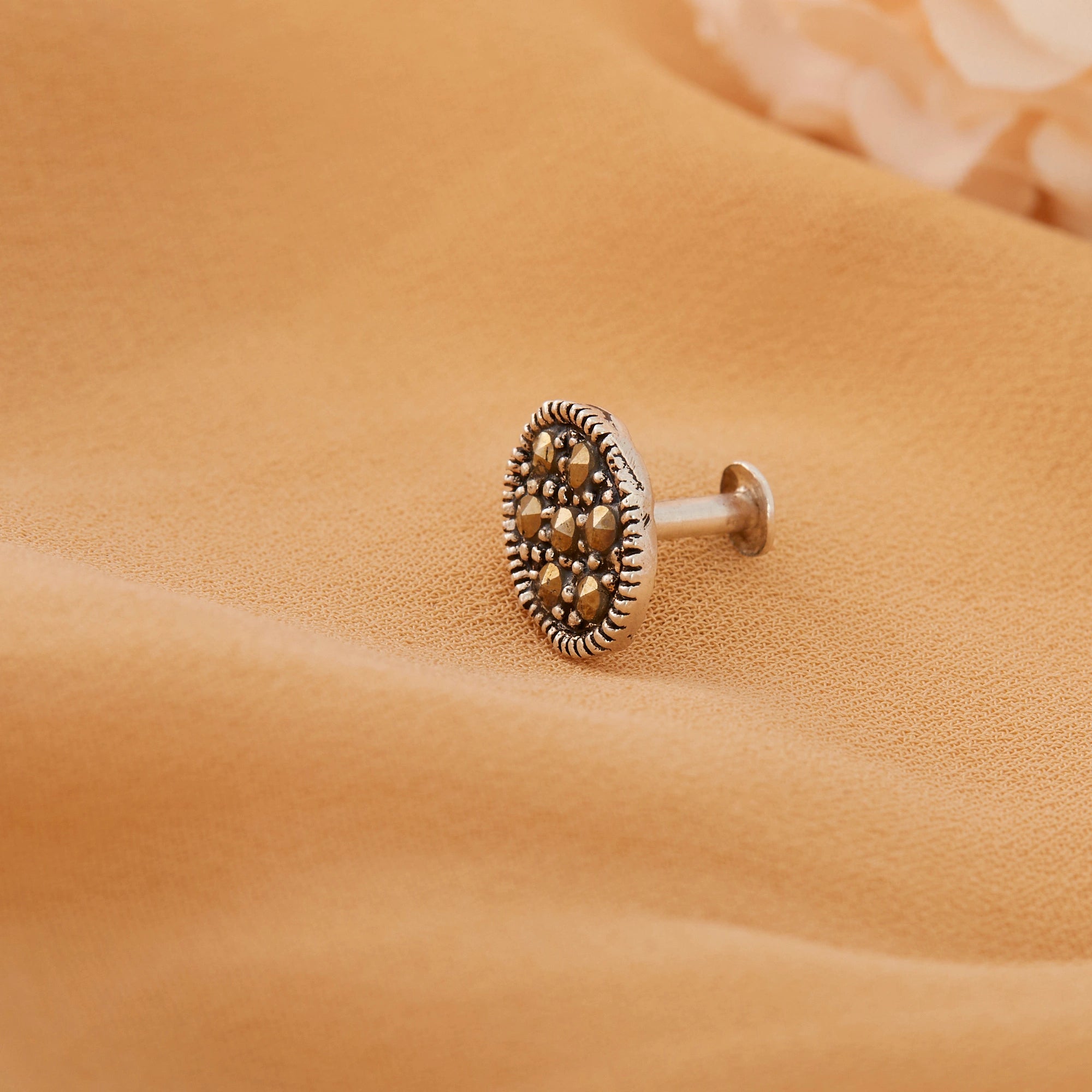 Marcasite Round Nose Pin Ishna 