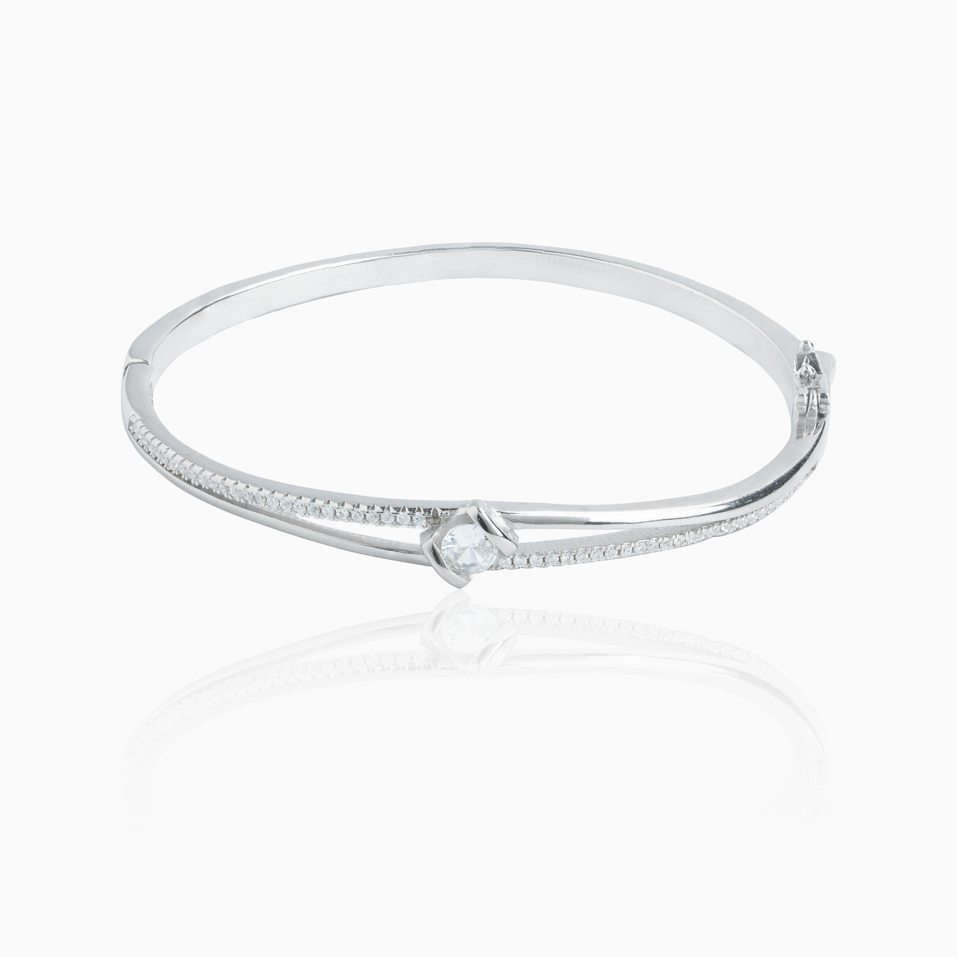 Minimal silver bracelet for women