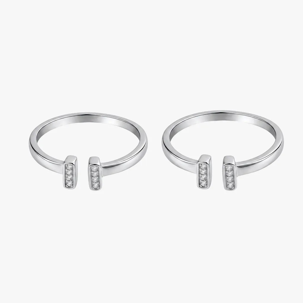 Minimal stone metti for women