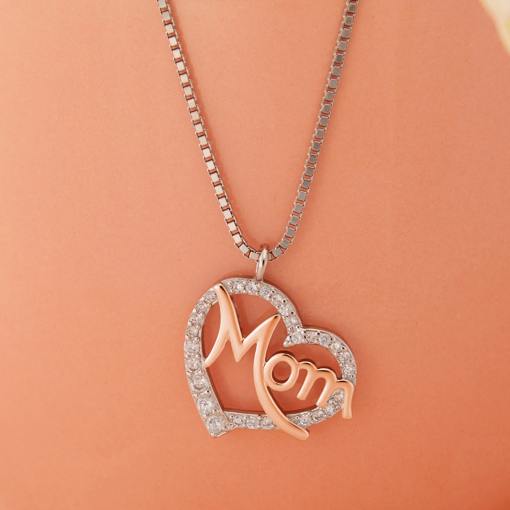  Mom Heart Halo Pendant Chain Ishna