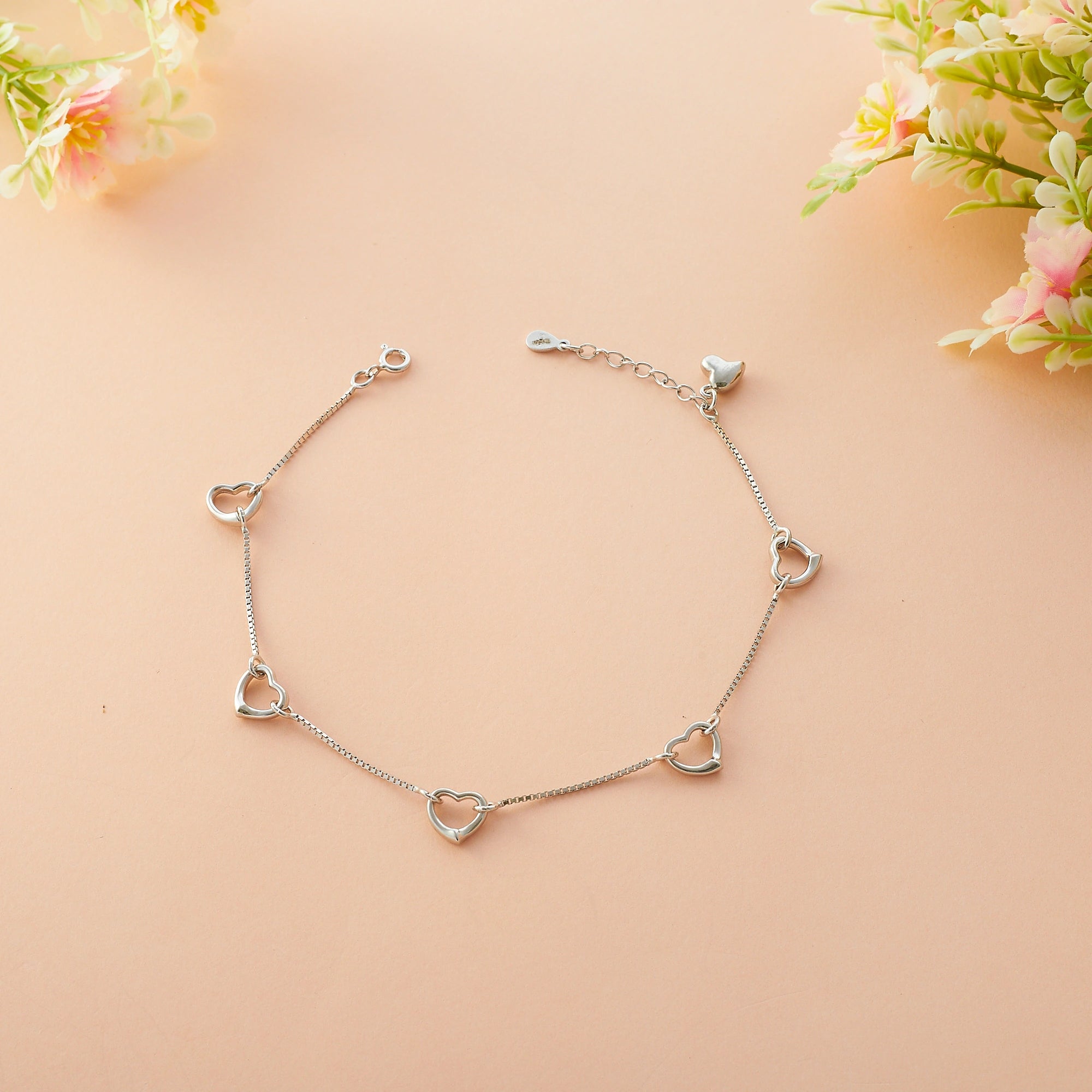 Multi Heart Motif Charm in Sterling Silver Anklet Ishna