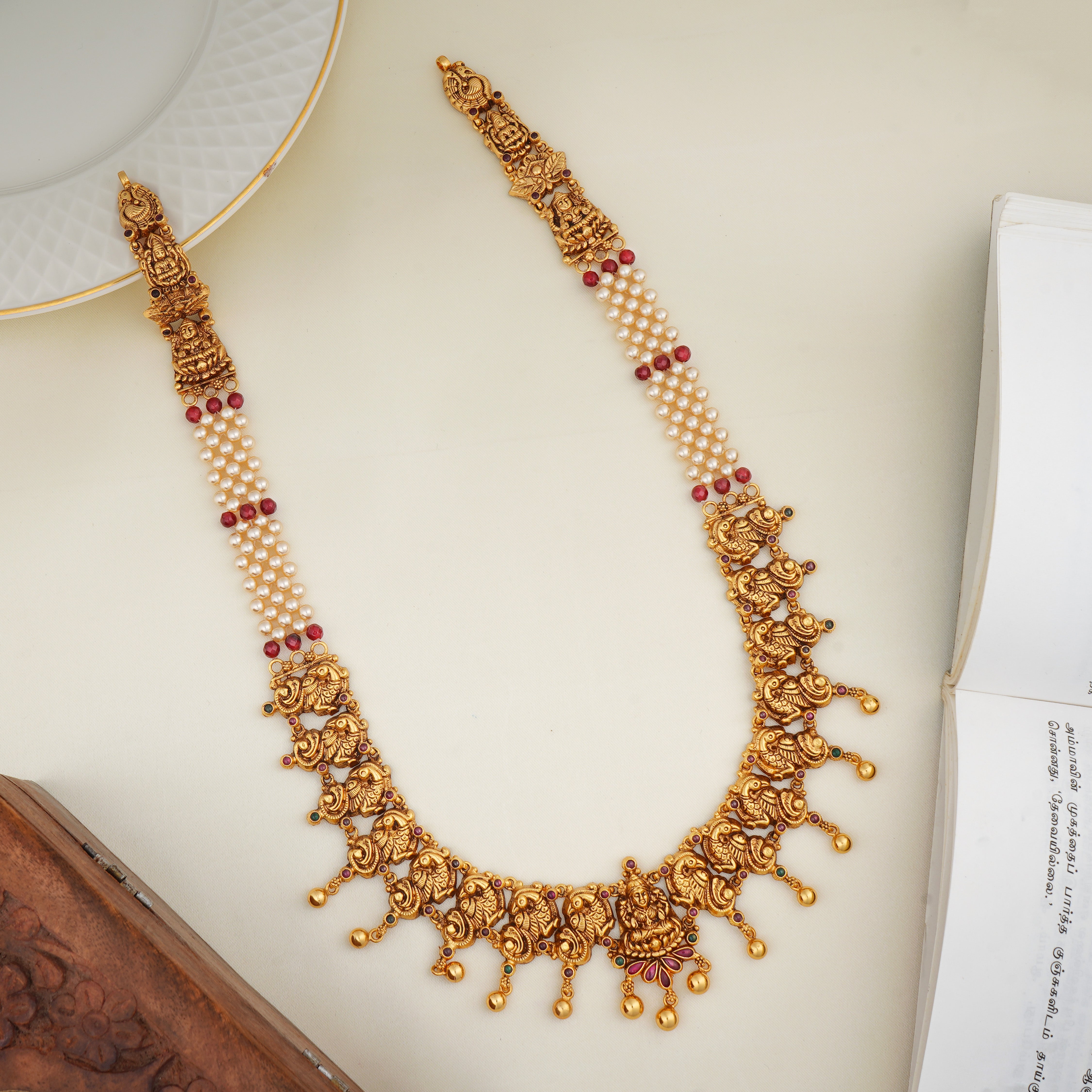 Nakas and Pearl Beads Bridal Haram