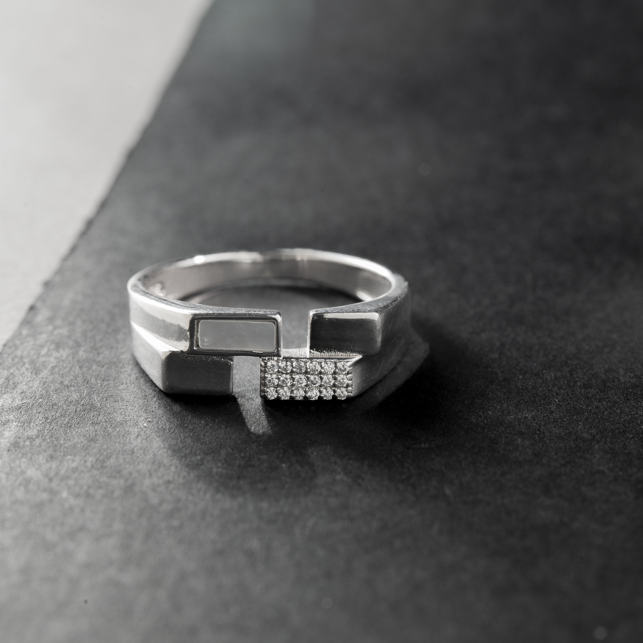 Open design silver ring for women