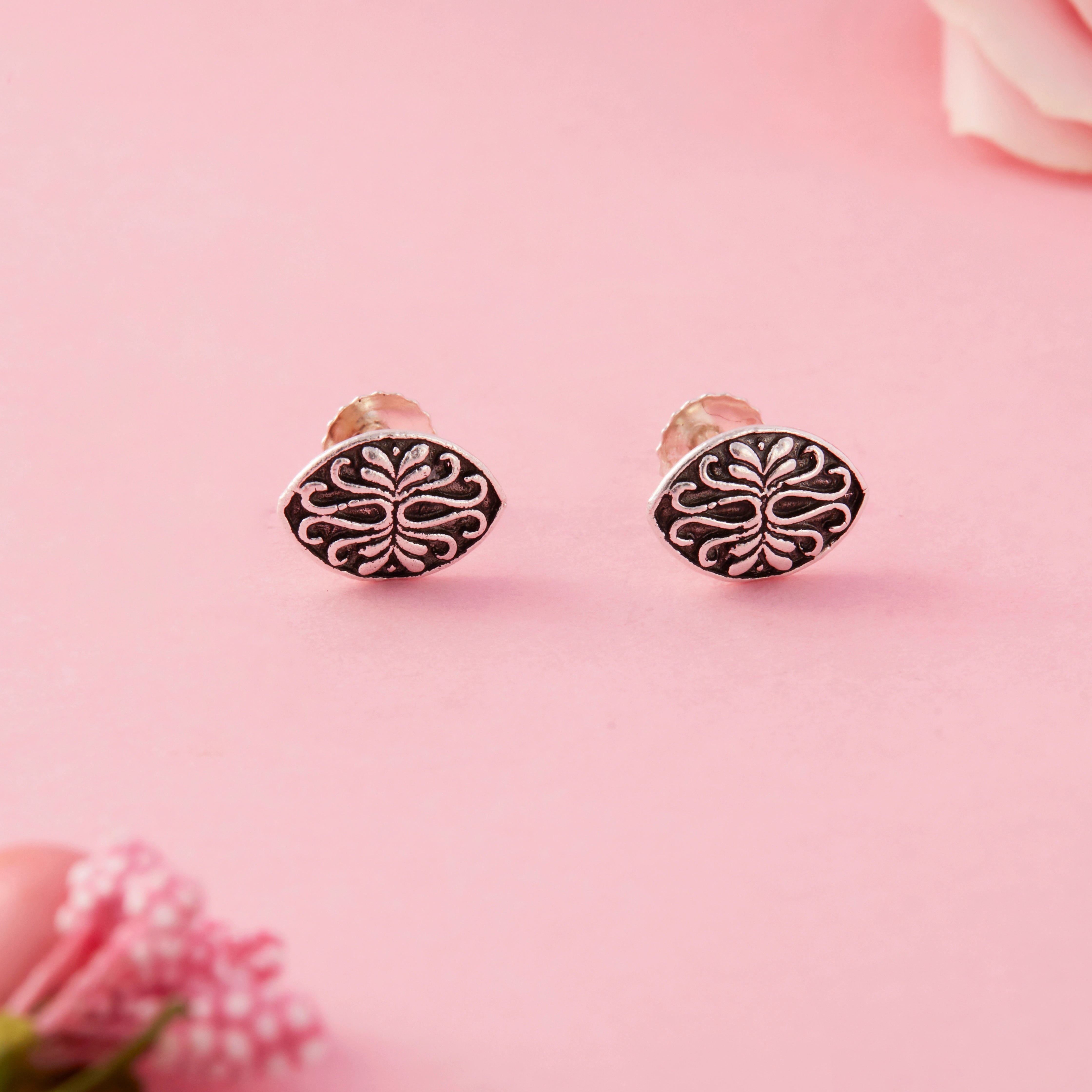 Oval Stud Earrings Ishna