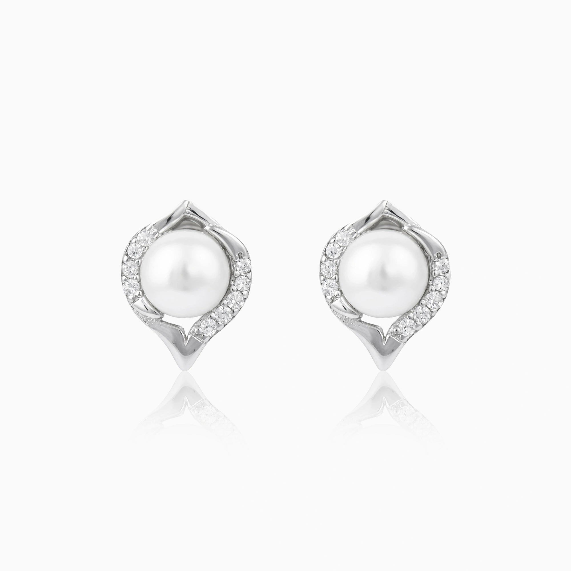  Pearl Accent Earrings Ishna
