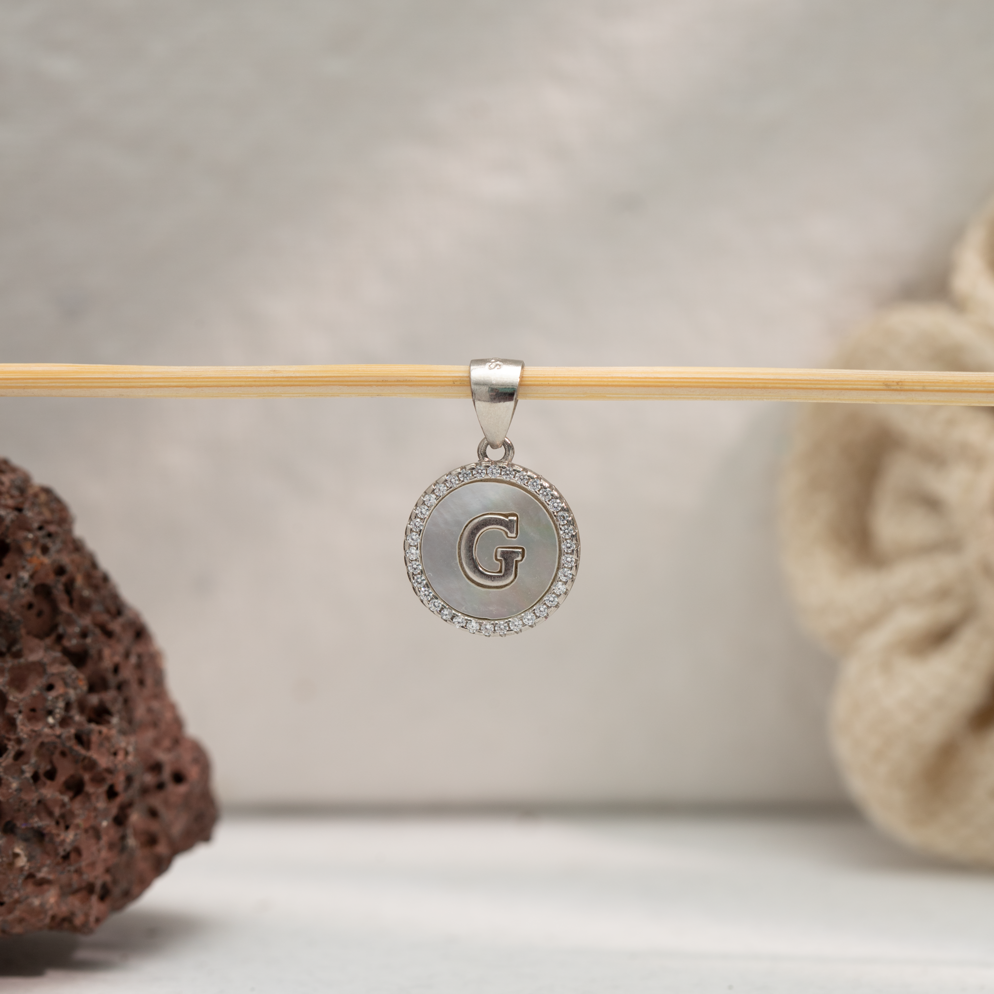Personalized G letter silver pendant