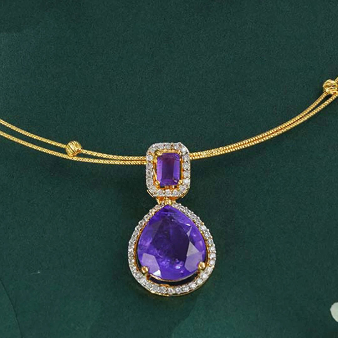 Purple pendant necklace with earrings