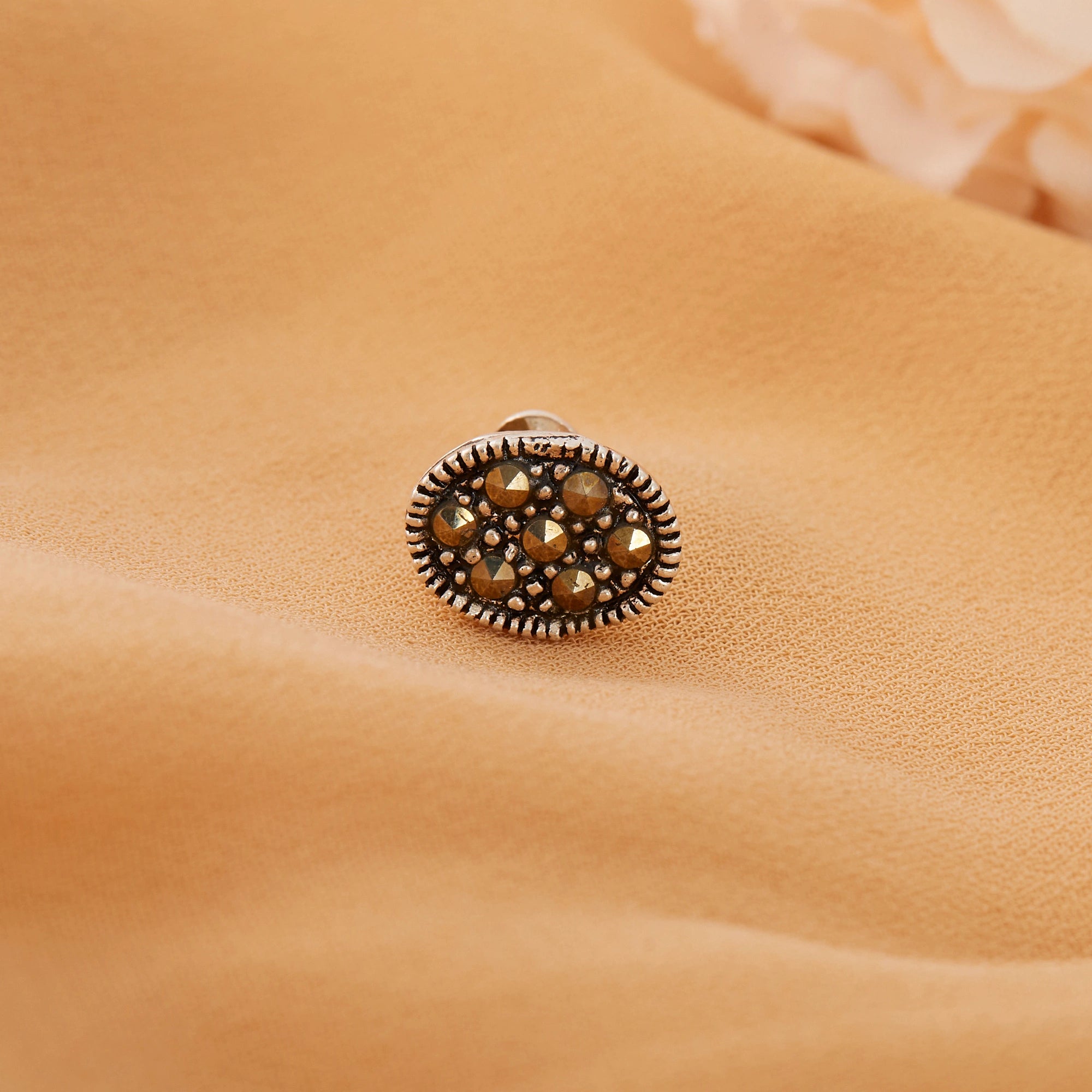 Round Nose Pin Ishna 