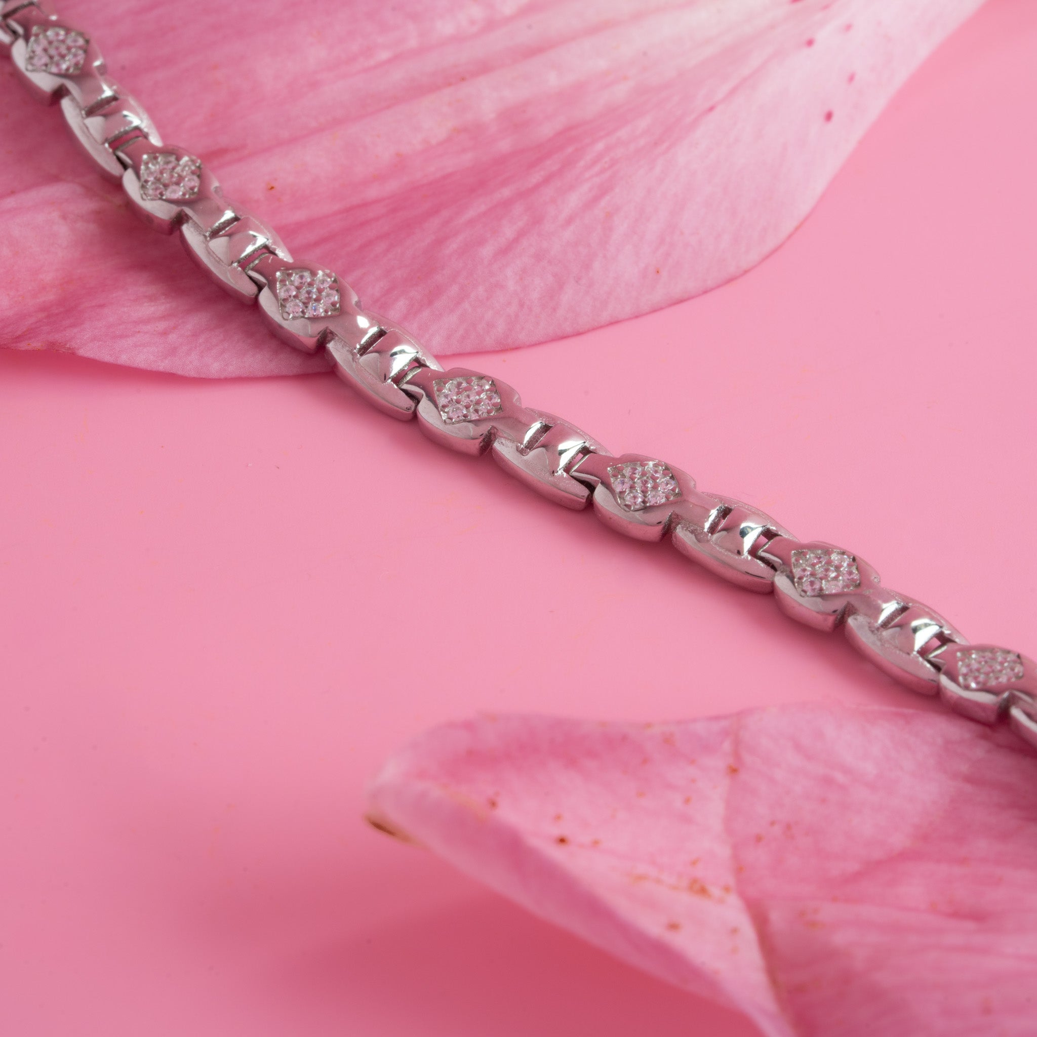 Designer silver bracelet fine finish