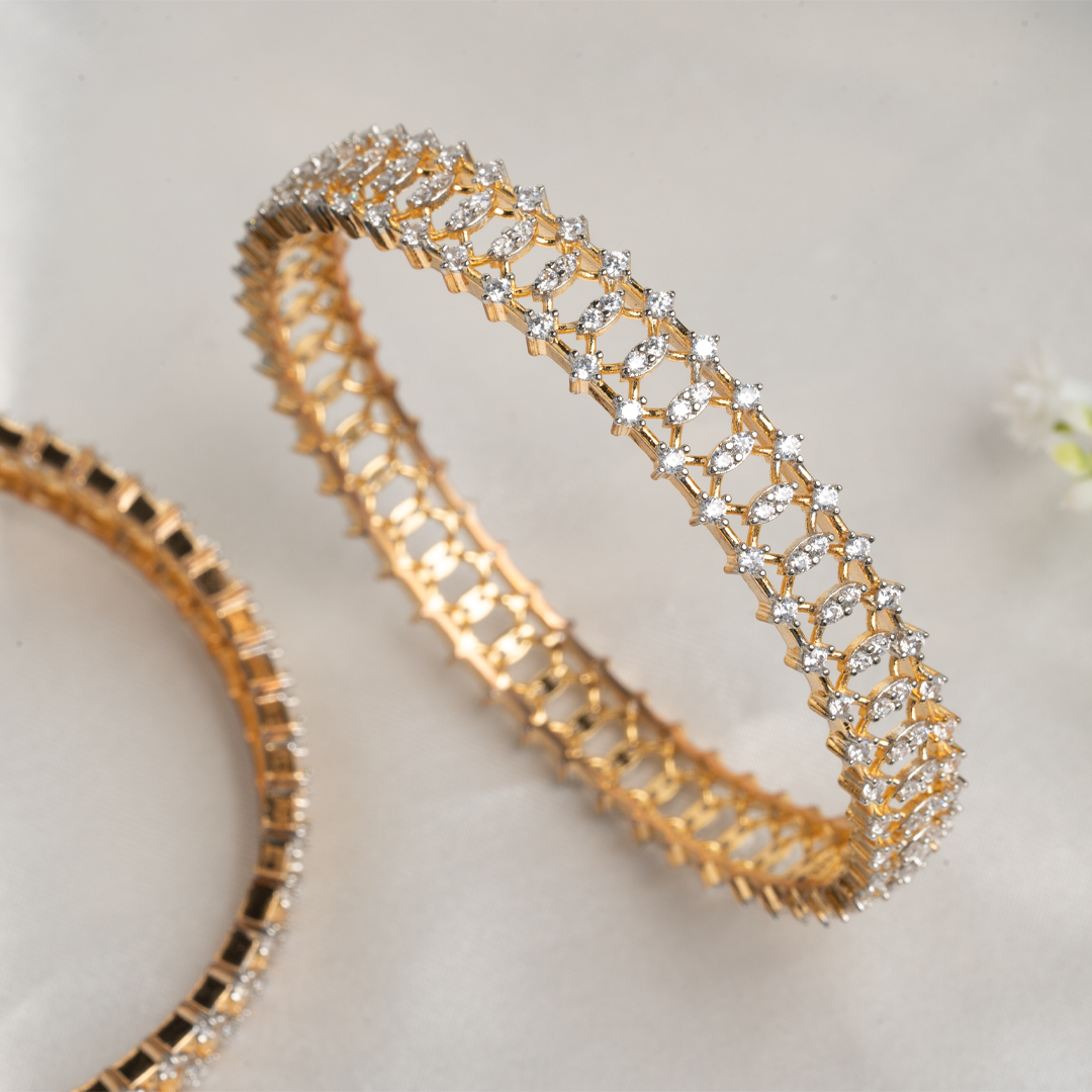SWAROVSKI BANGLE