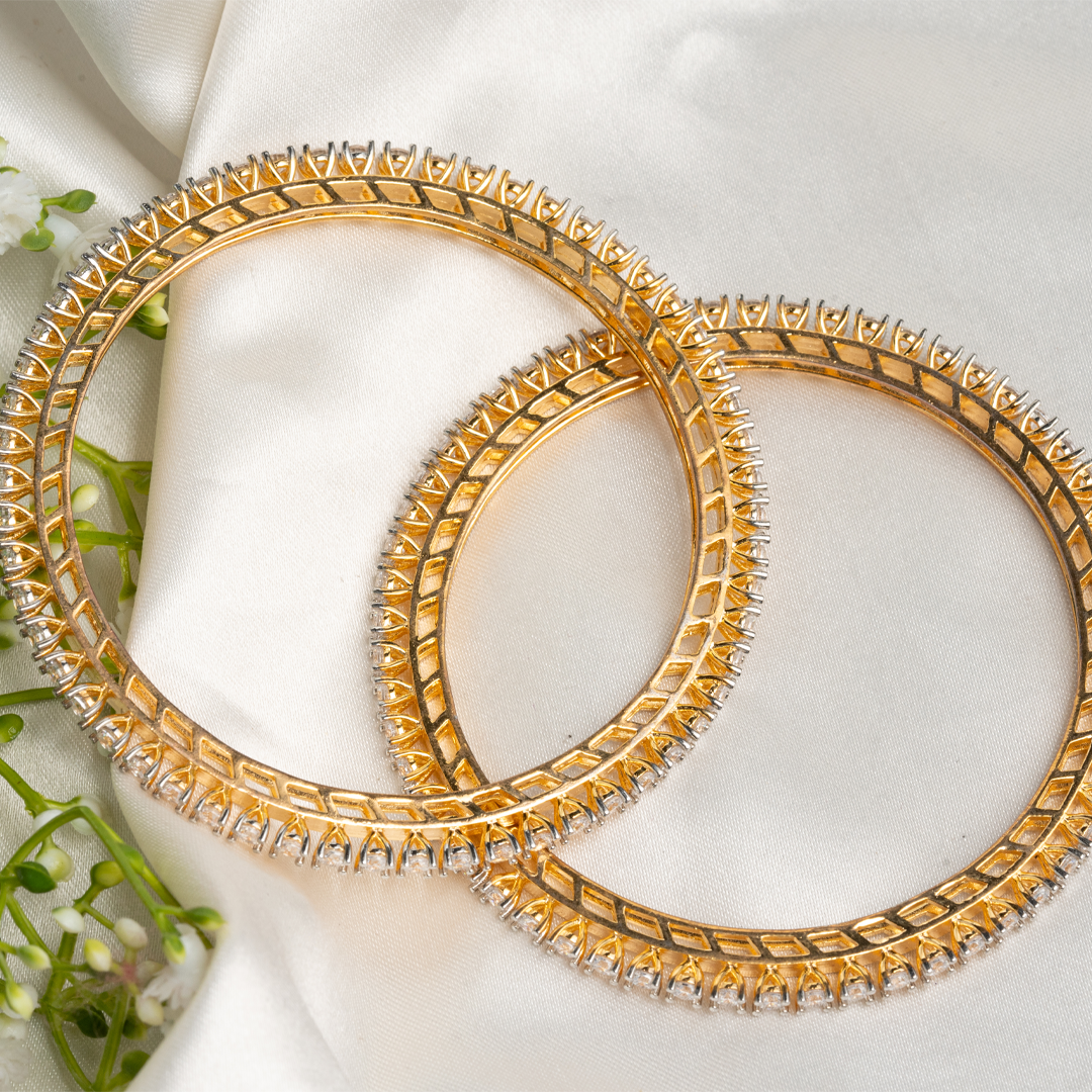 SWAROVSKI BANGLE