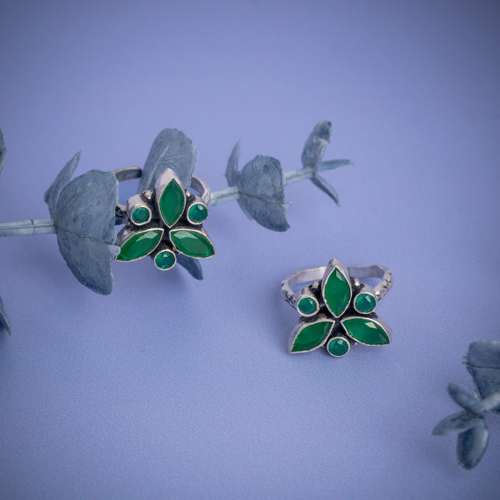 Antique Emerald Design 925 Silver Toe Ring