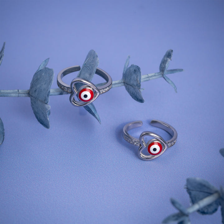 Fancy Heart-Shaped Evil Eye Toe Ring in Silver